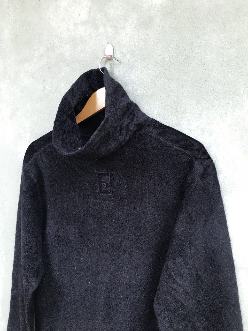Fendi FENDI FLEECE PULLOVER SWEATSHIRT Size US M / EU 48-50 / 2 - 3 Thumbnail