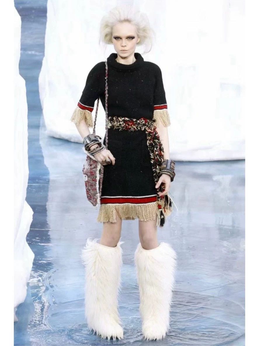 Chanel Chanel Glacier women's fur ankle boots black size 39 Size US 8.5 / IT 38.5 - 2 Thumbnail