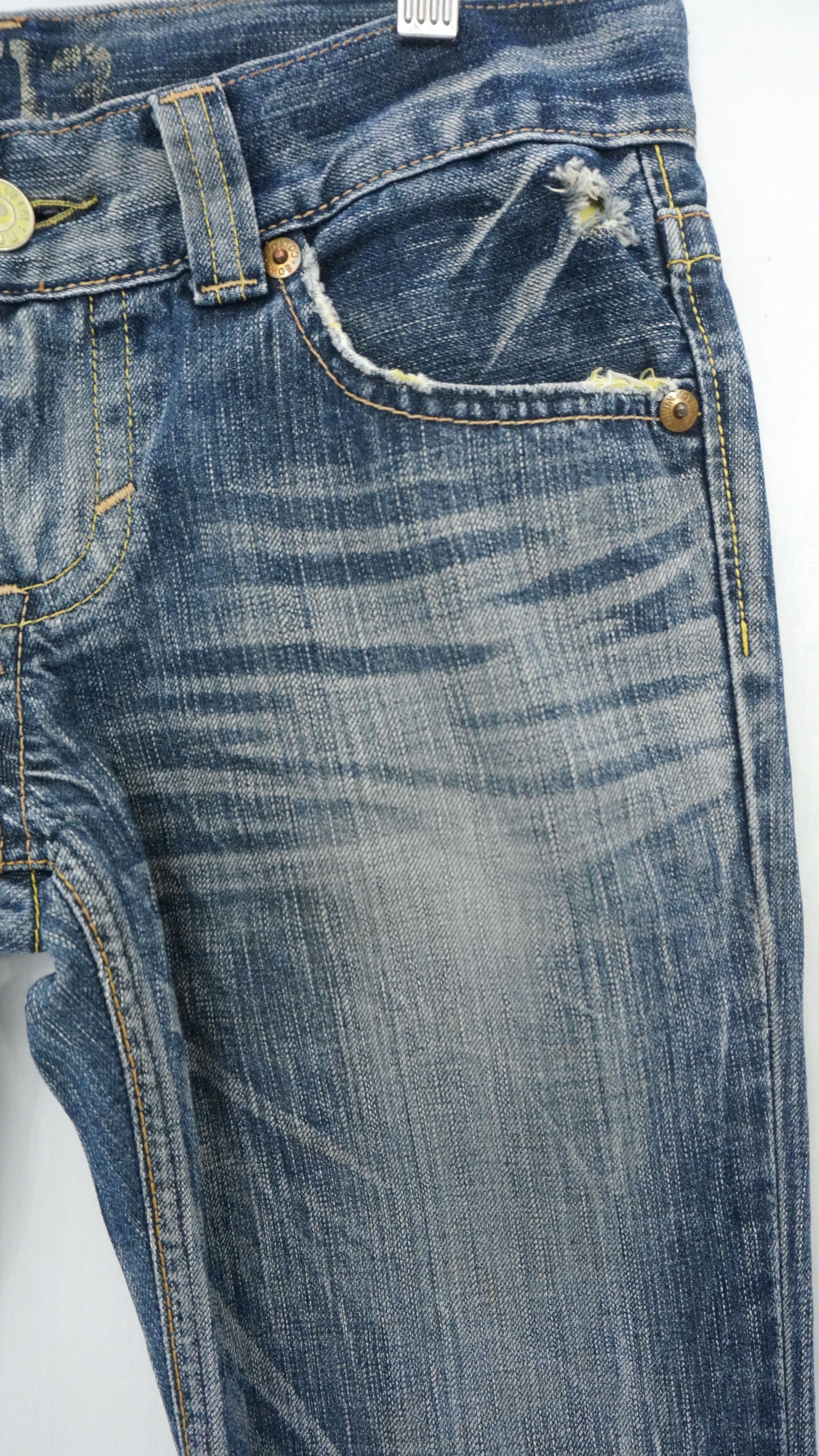 Japanese Brand 🔥 Flared EDWIN Bluetrip Yellow Stitch Ladies Rare Size 29" - 4 Thumbnail