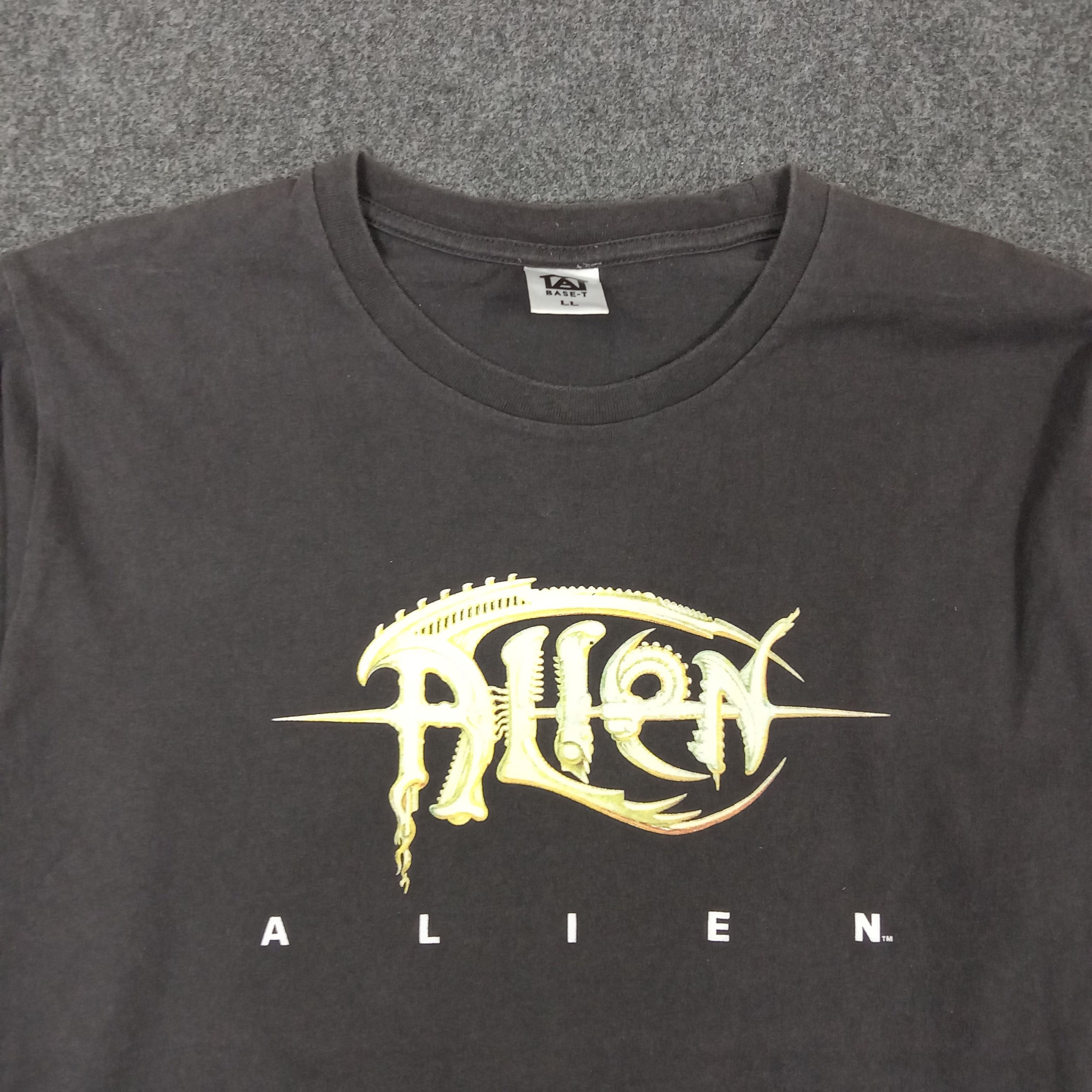 Sci-Fi Fantasy × Vintage Alien American Movie Horror Sci-Fi Tshirt Size US L / EU 52-54 / 3 - 2 Thumbnail
