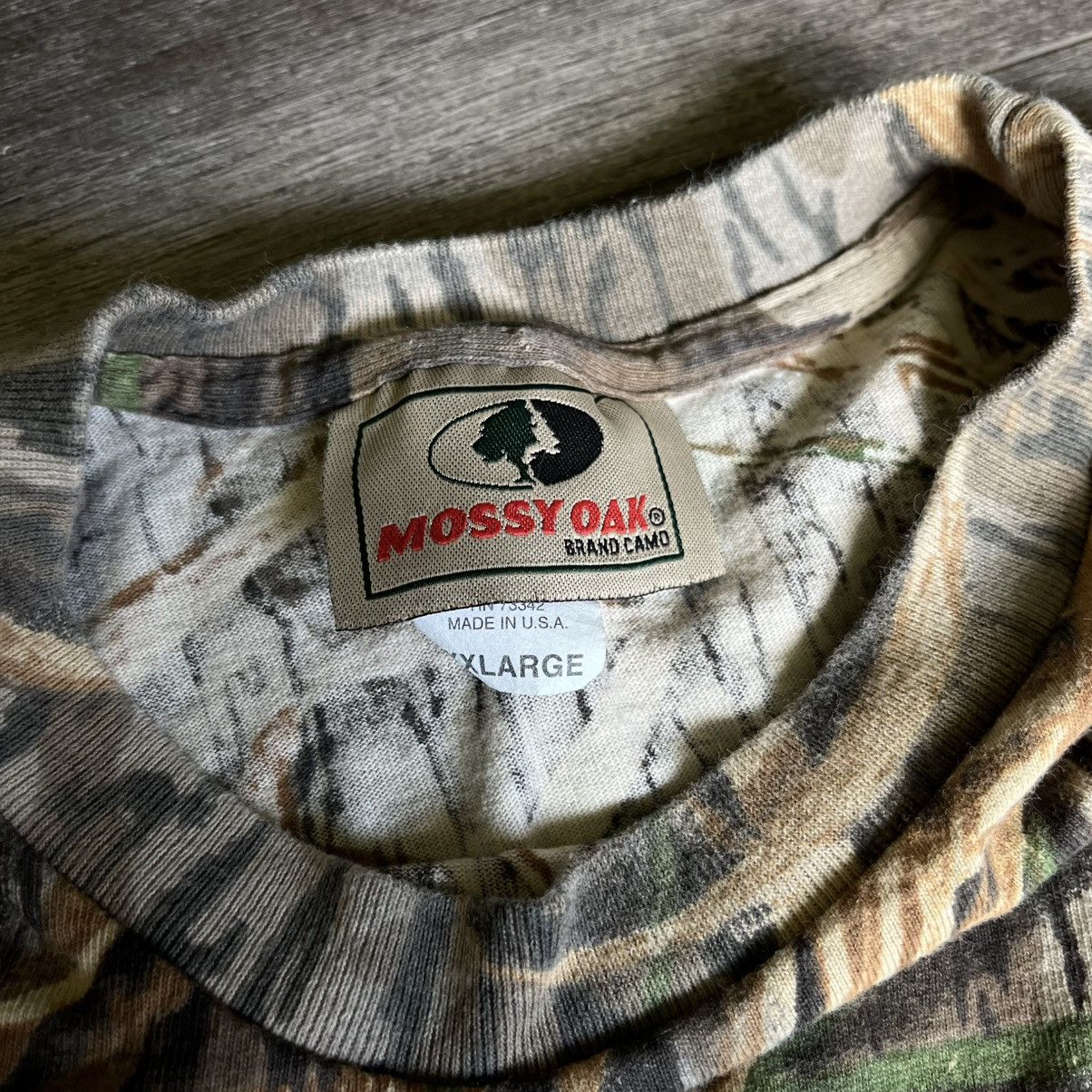 Mossy Oaks × Vintage Vintage 90s Mossy Oak Shadow Grass Camo Pocket Logo T Shirt Size US XXL / EU 58 / 5 - 6 Thumbnail
