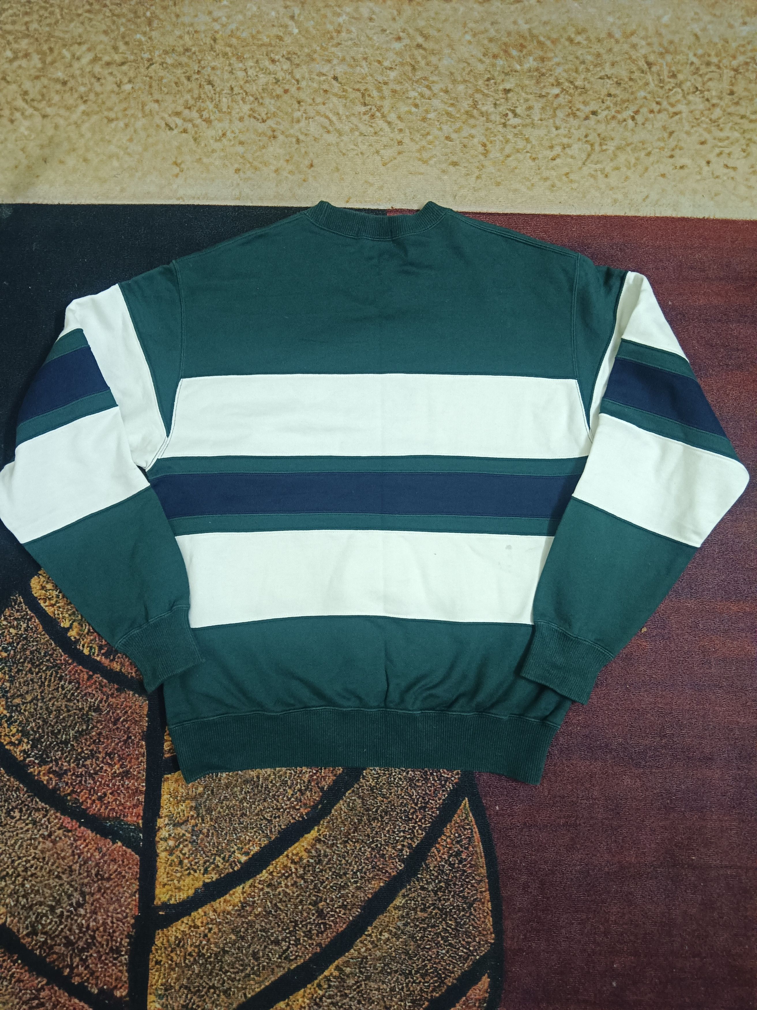 Burberry × Vintage Vintge Burberrys Embroidery Logo Sweatshirt Size US M / EU 48-50 / 2 - 2 Thumbnail