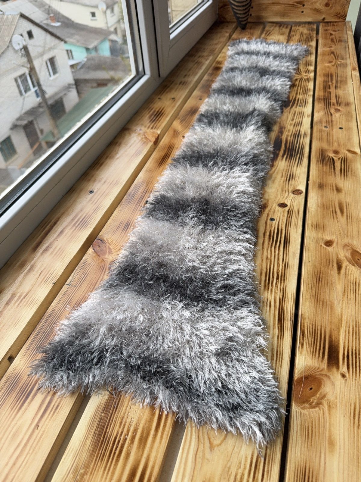 Japanese Brand 00s Archive Japanese Y2K Fuzzy Fur Shaggy Scarf Gray Kawaii Size ONE SIZE - 4 Thumbnail