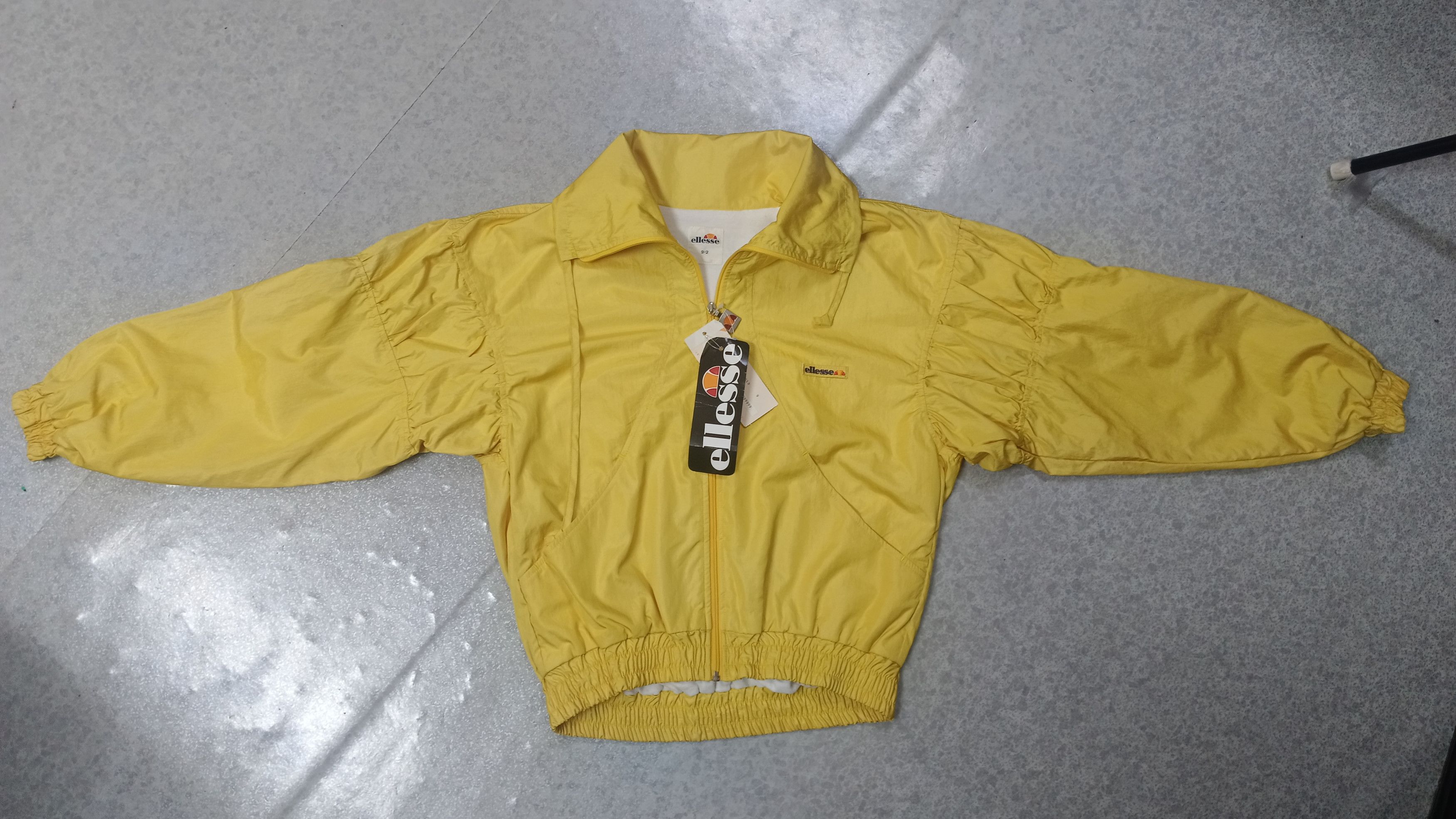 Ellesse Rare Vintage Deadstock Ellesse Windbreaker Jacket Size S / US 4 / IT 40 - 5 Thumbnail
