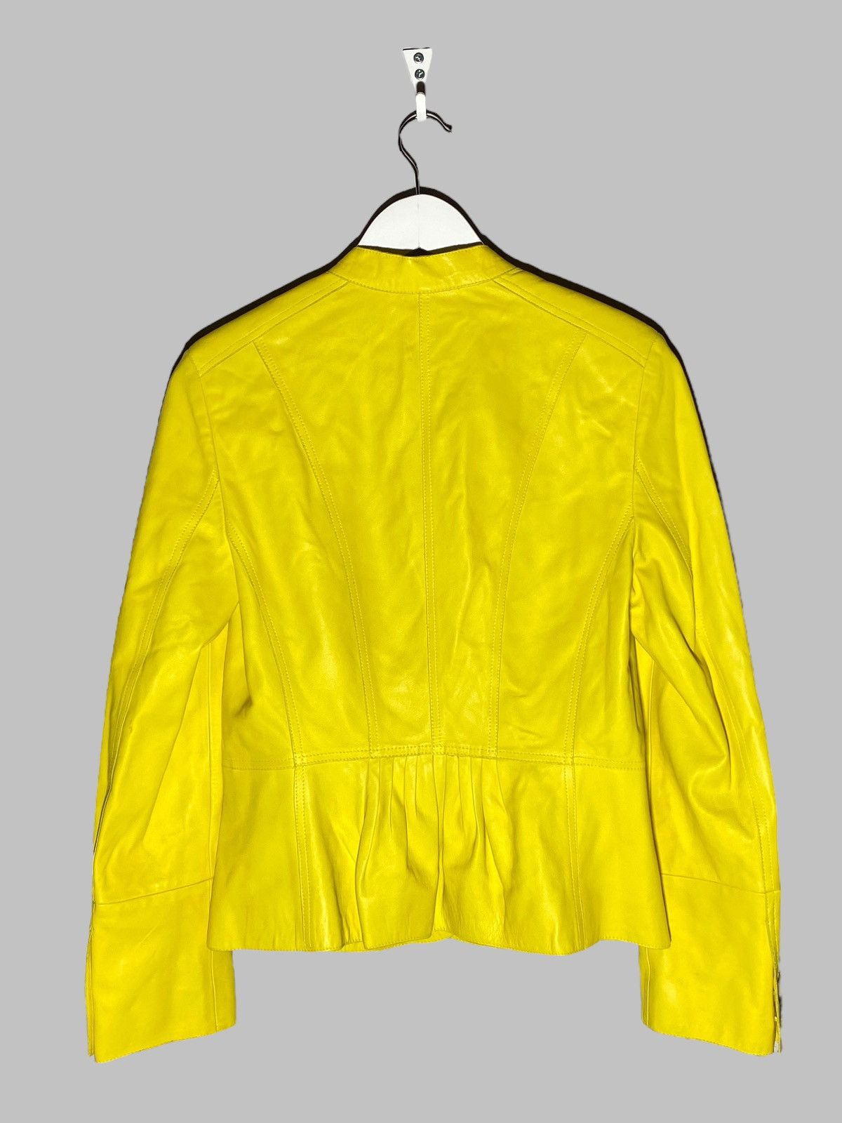 Burberry Vintage Burberry London Yellow Women’s Leather Jacket Size M / US 6-8 / IT 42-44 - 2 Thumbnail