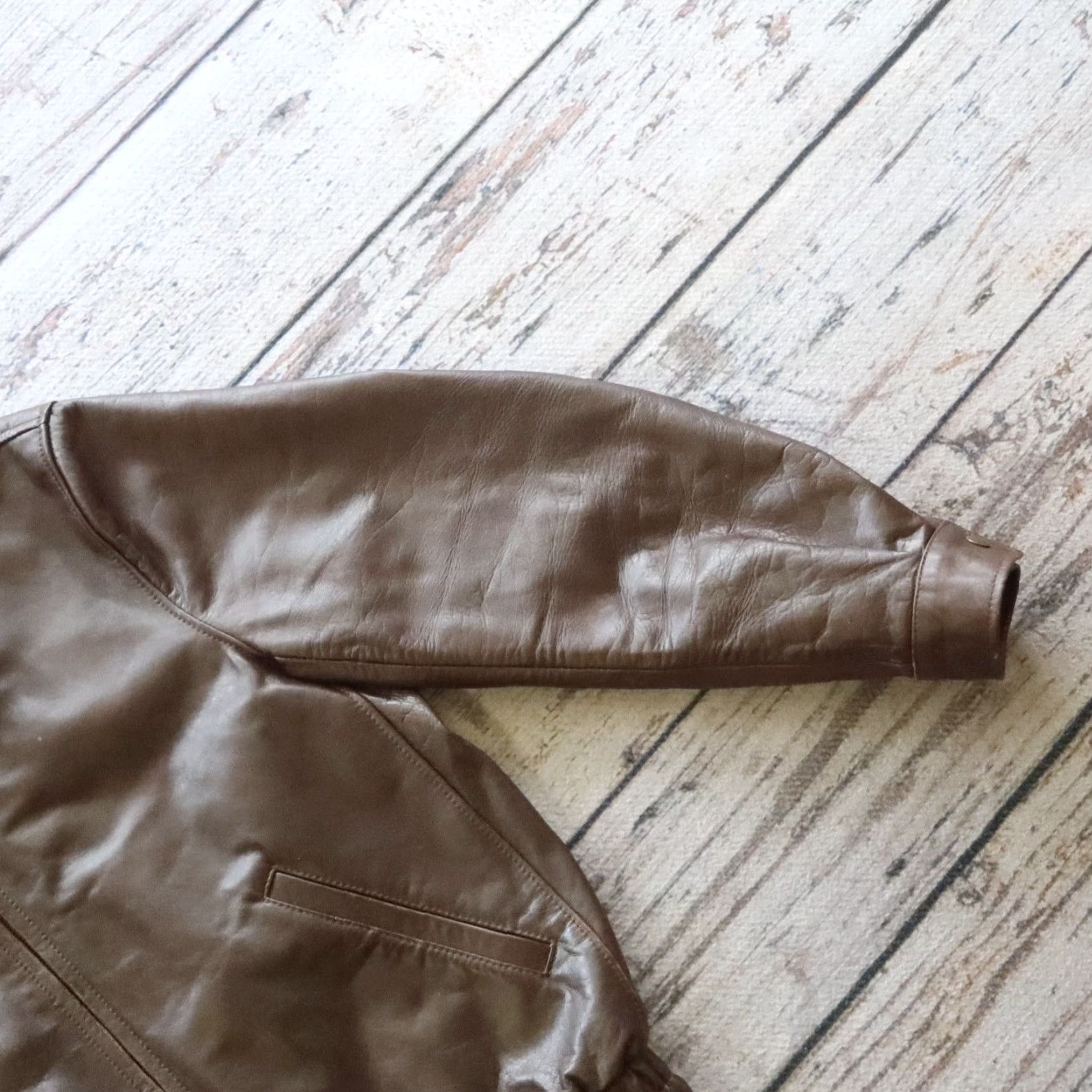 Vintage VINTAGE Johnson Leathers Bomber Jacket Mens Leather Brown 40 US Made USA Weekends? Size US XXS / EU 40 - 5 Thumbnail