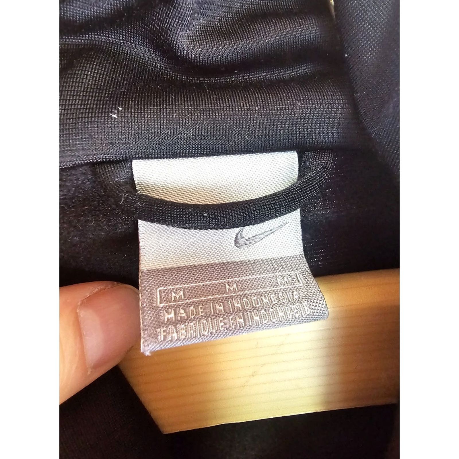 Nike VINTAGE Nike BLACK Track Jacket SZ MEDIUM Men Jets 22 INCH, 31 INCH, 25 INCH, Track Top Jacket, Activewear, Mens Size US M / EU 48-50 / 2 - 3 Thumbnail