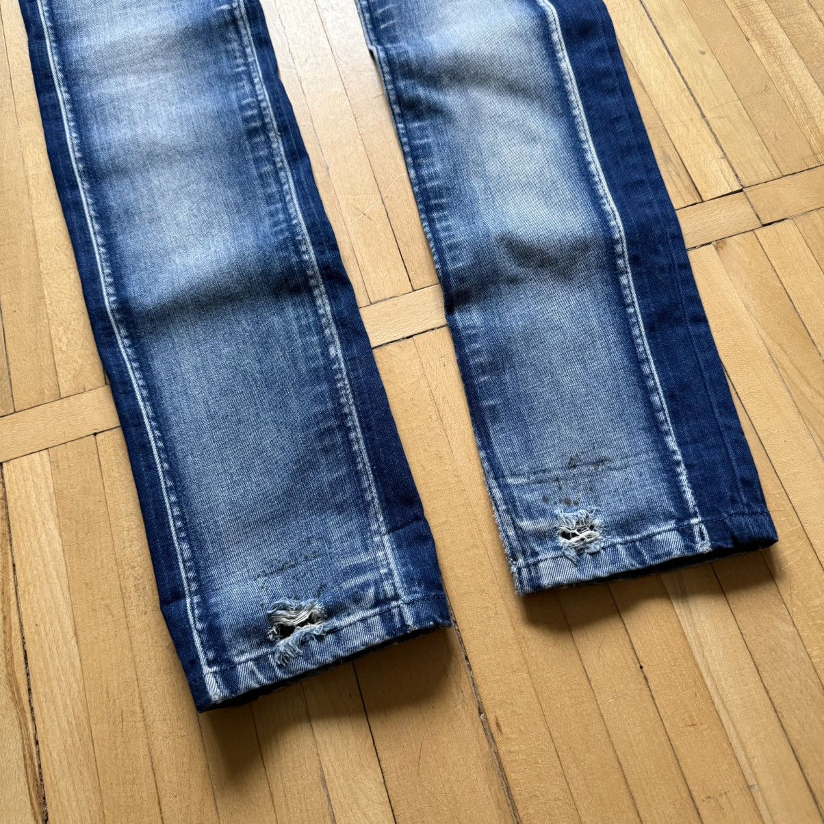 Dolce & Gabbana 📌 Vintage Dolce&Gabbana Archive 00s Y2K Distressed Jeans Size 26" / US 2 / IT 38 - 14 Thumbnail