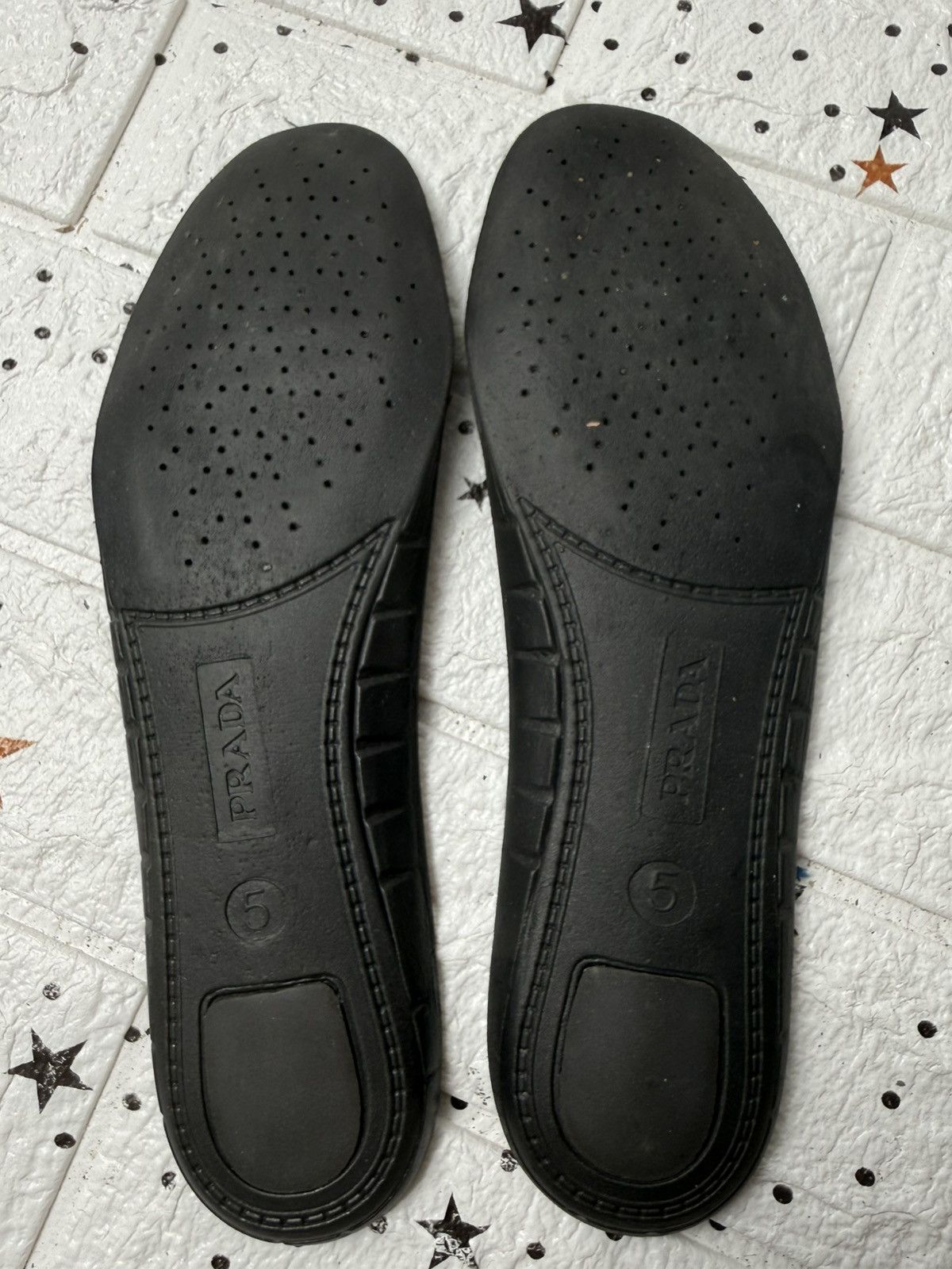 Prada Prada leather sneakers with side logo US7 UK5.5 EUR40 Black Size US 7 / EU 40 - 16 Thumbnail