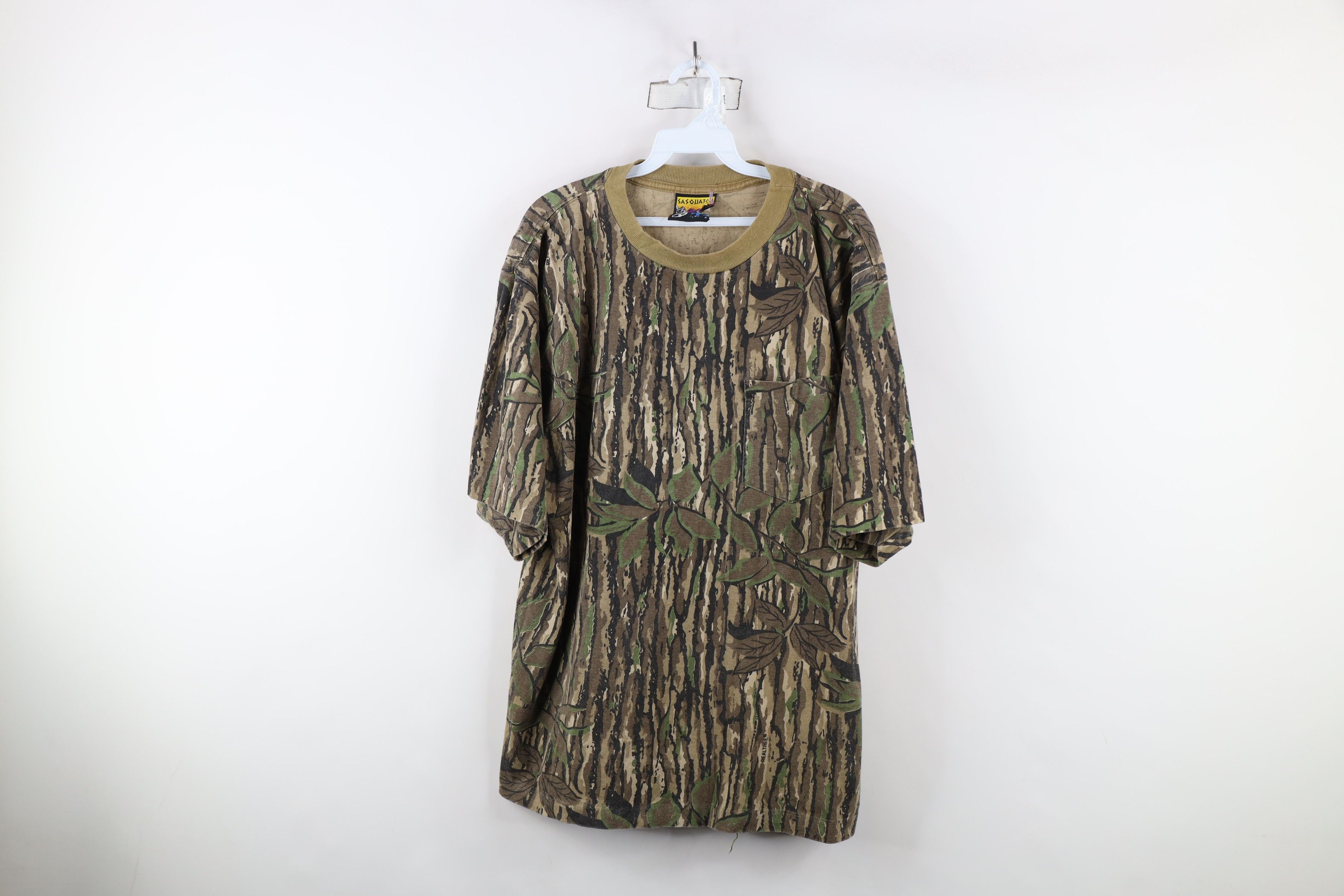 Vintage Vintage 90s Streetwear Heavyweight Camouflage T-Shirt USA Size US XL / EU 56 / 4 - 1 Thumbnail