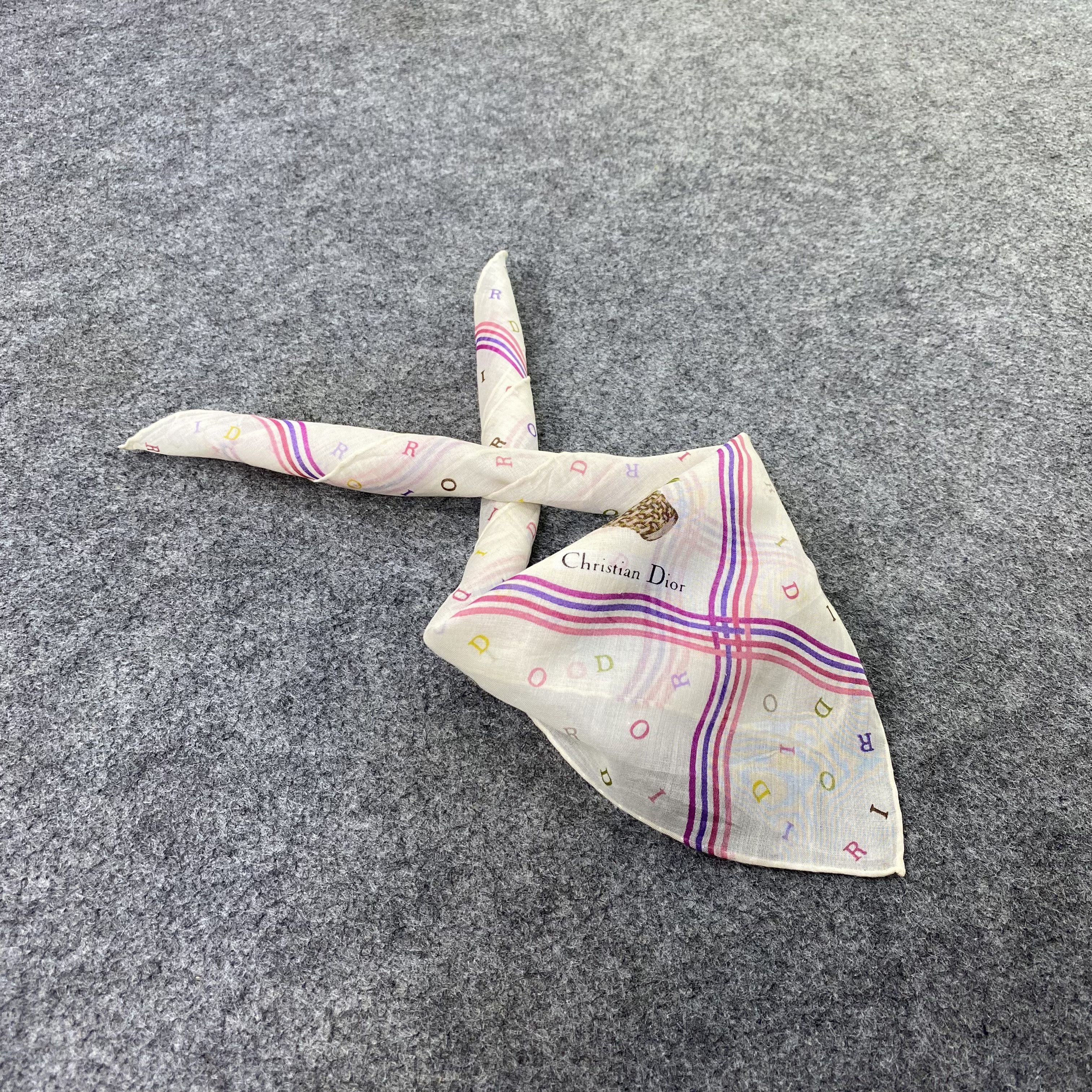 Japanese Brand Christian Dior Handkerchief / Bandana / Neckerchief-B2366 Size ONE SIZE - 1 Thumbnail