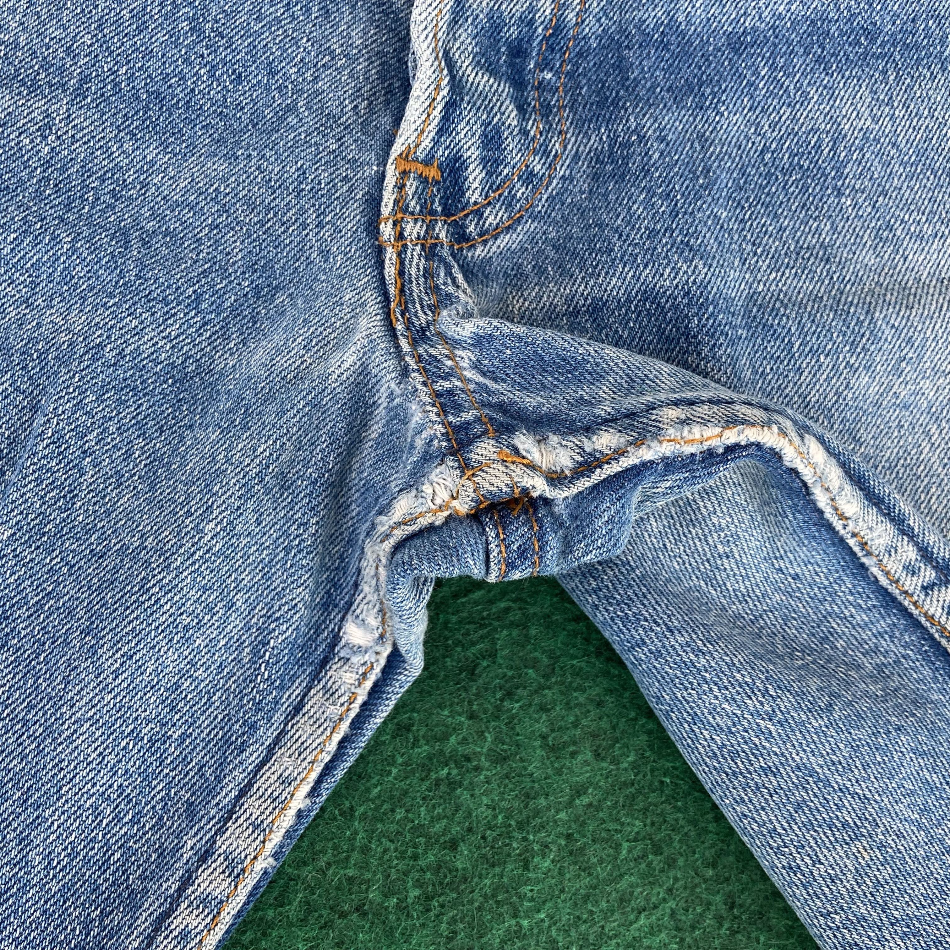 Levi's × Vintage Vtg Levis 501 Short Distressed Faded Ripped Grunge Jeans Size US 31 - 6 Thumbnail