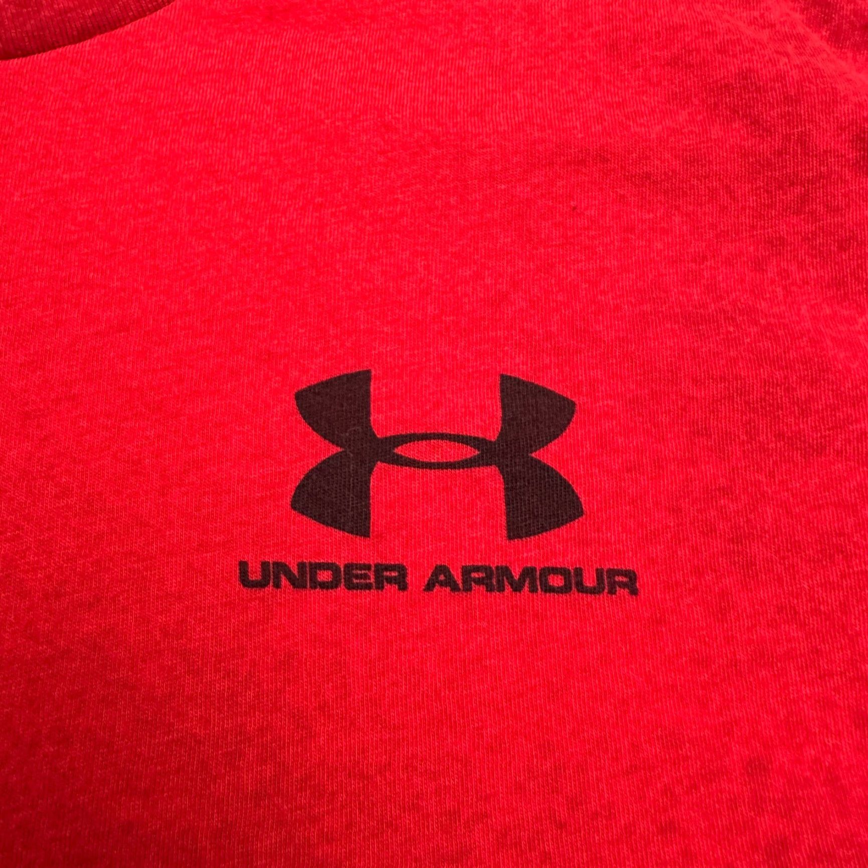 Under Armour Under Armour T-Shirt Mens Small Red Short Sleeve Crew Neck Active Tee - Loose Fit, Casual, Sports, Athleisure, Running, Gym & Training Size US S / EU 44-46 / 1 - 6 Thumbnail