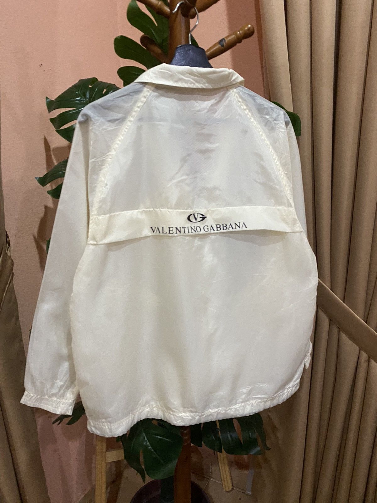 Valentino VINTAGE VALENTINO GABBANA WINDBREAKER Size US M / EU 48-50 / 2 - 13 Thumbnail