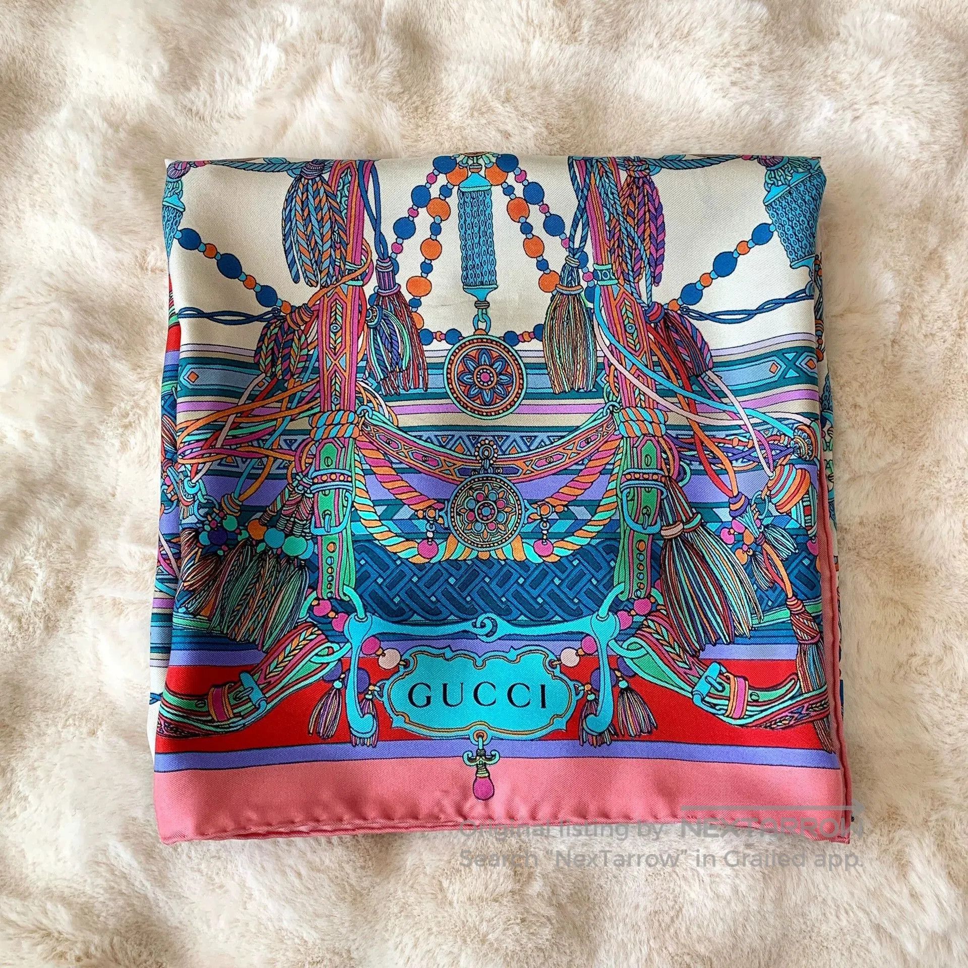 Gucci Gucci Silk Square Scarf with Fringe. Size ONE SIZE - 5 Thumbnail