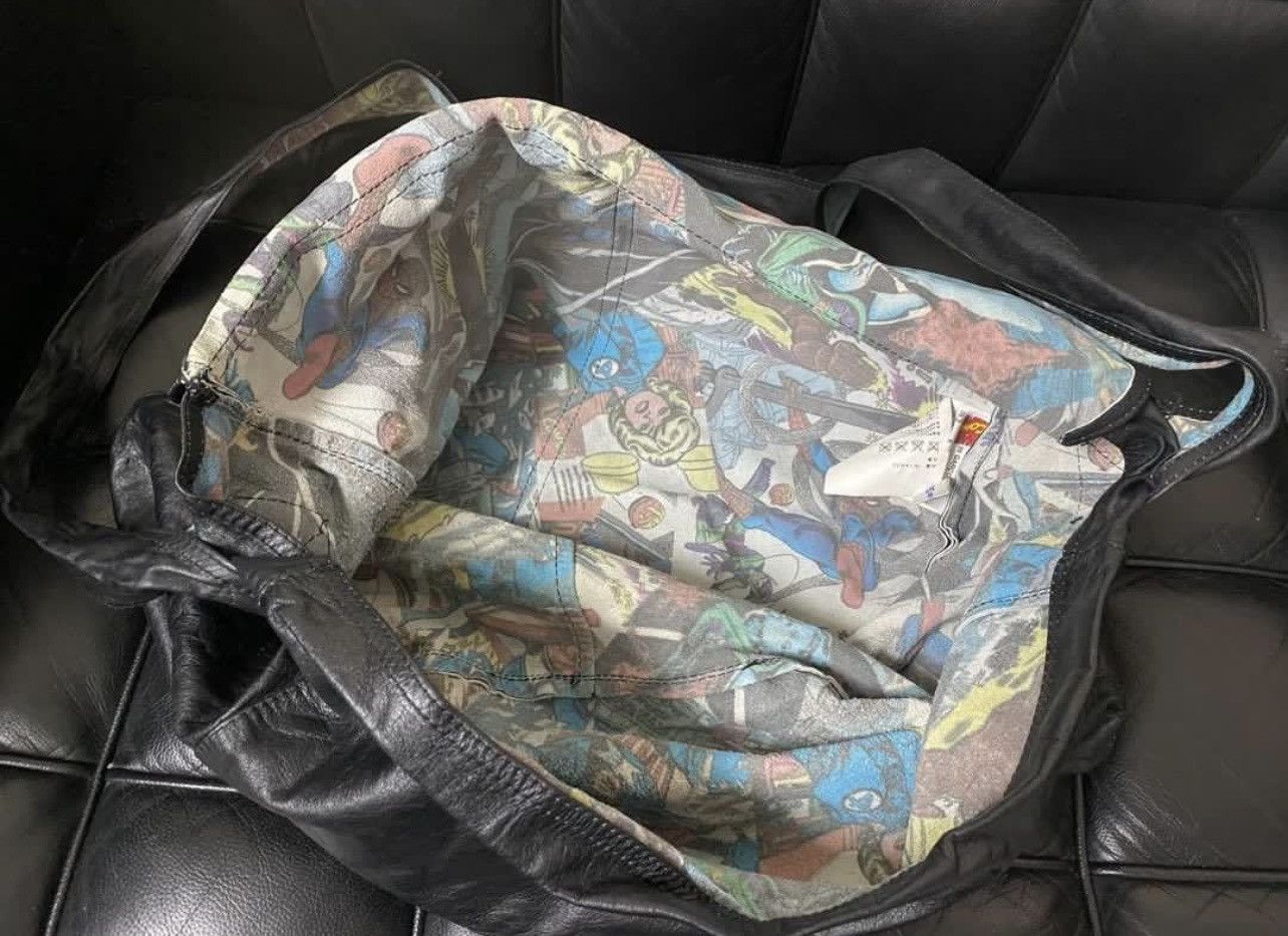 Comme des Garcons × Marvel Comics 🔥 Vintage Comme des Garçons Marvel Comics leather bag Size ONE SIZE - 8 Thumbnail