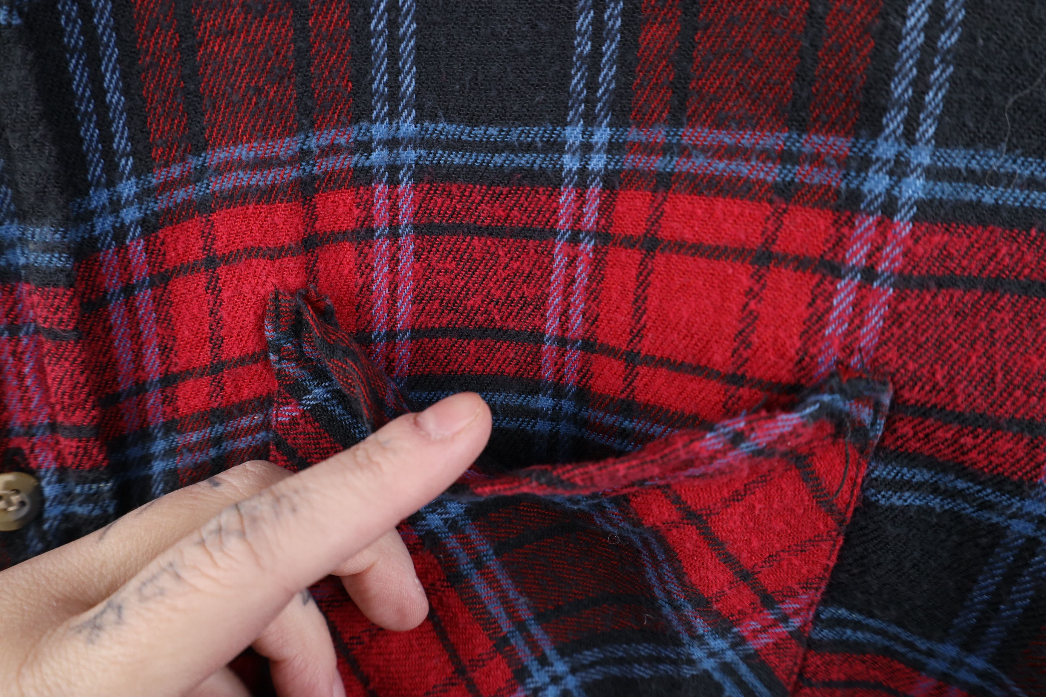 Vintage Vintage 90s Streetwear Flannel Collared Button Shirt Plaid Size US M / EU 48-50 / 2 - 4 Thumbnail