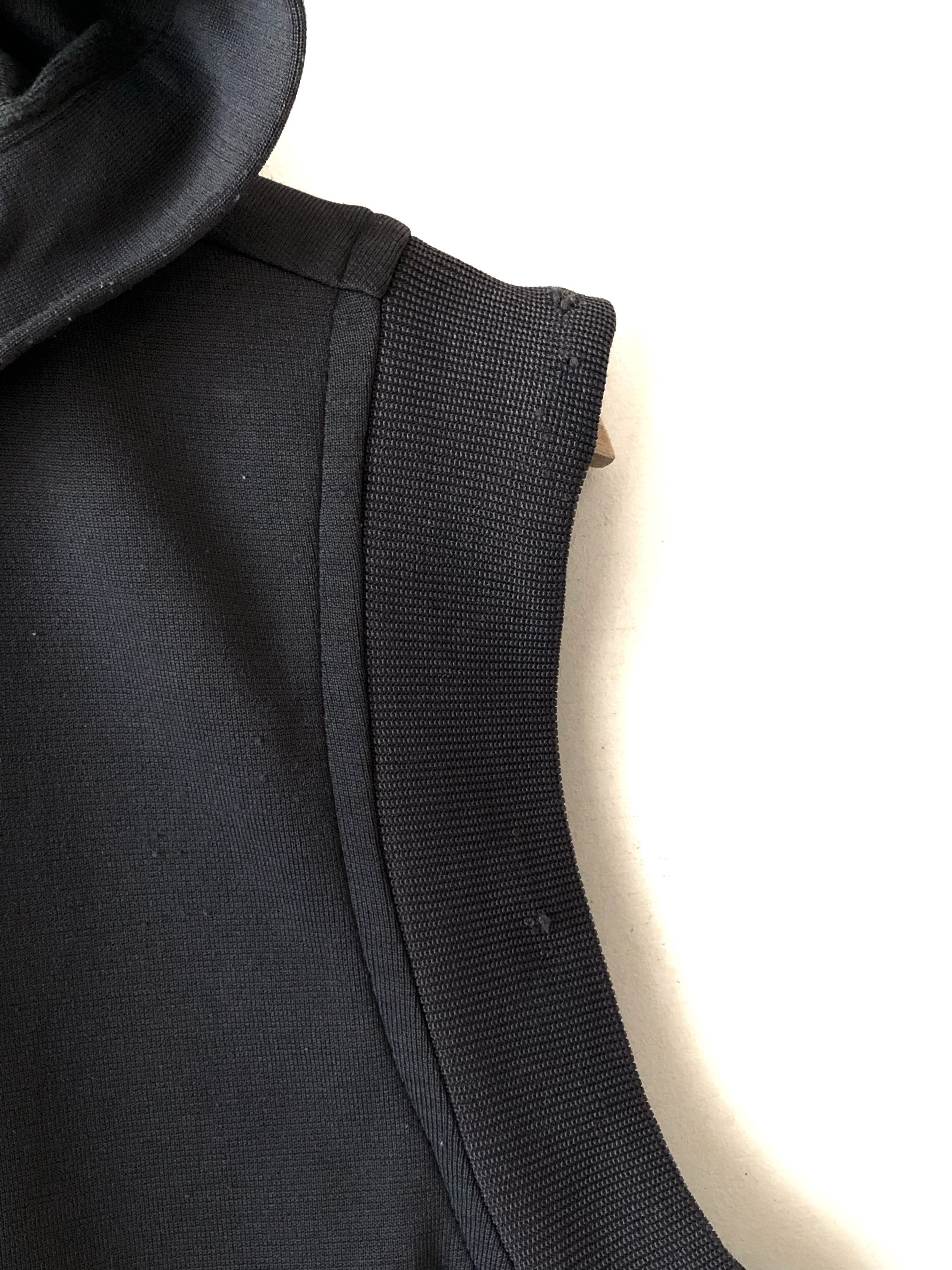 Dirk Bikkembergs RARE🔥DIRK BIKKEMBERGS SLEEVELESS ZIPPER HOODIE Size US M / EU 48-50 / 2 - 6 Thumbnail