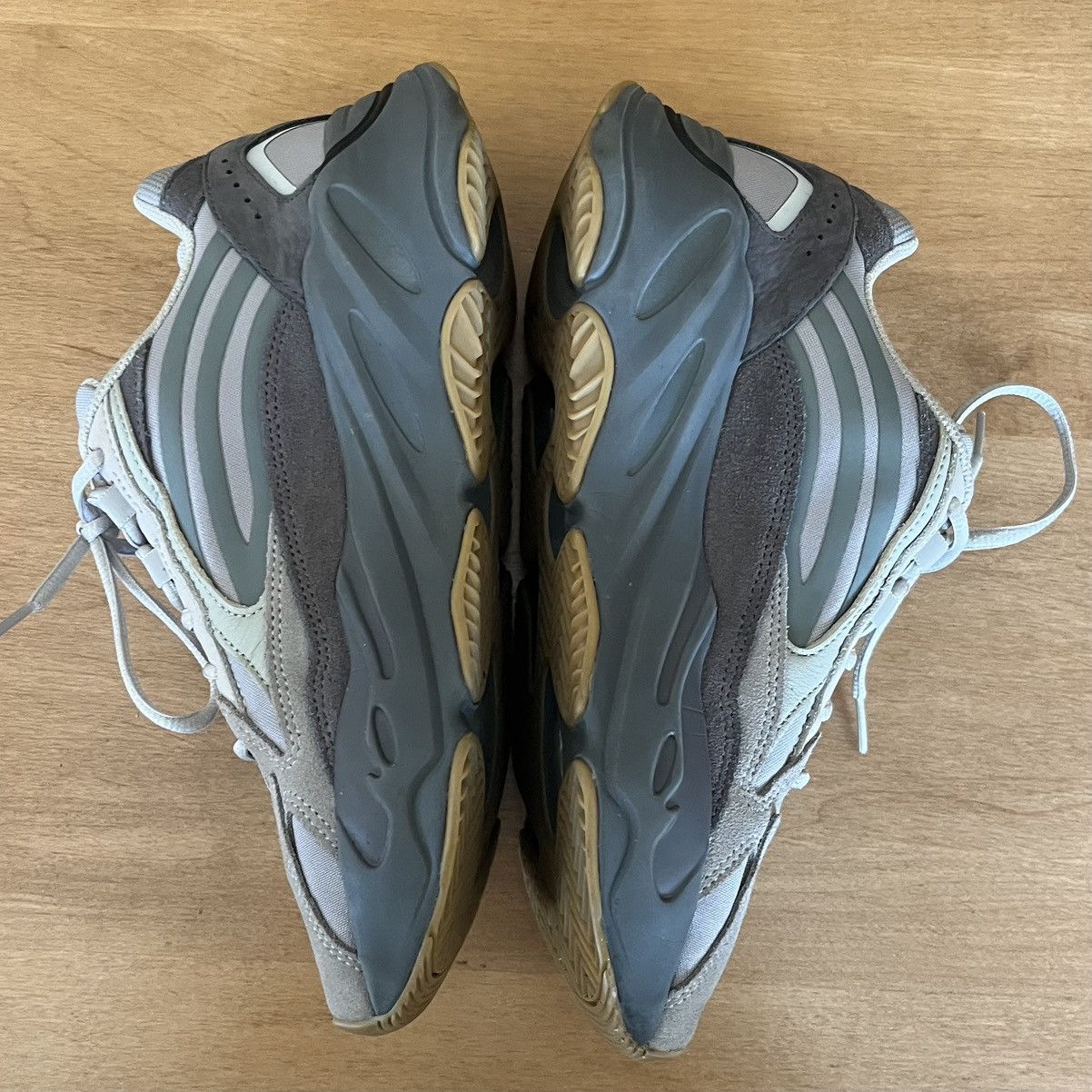 Adidas × Kanye West Adidas Yeezy Boost 700 V2 "Tephra" Size US 8 / EU 41 - 5 Thumbnail