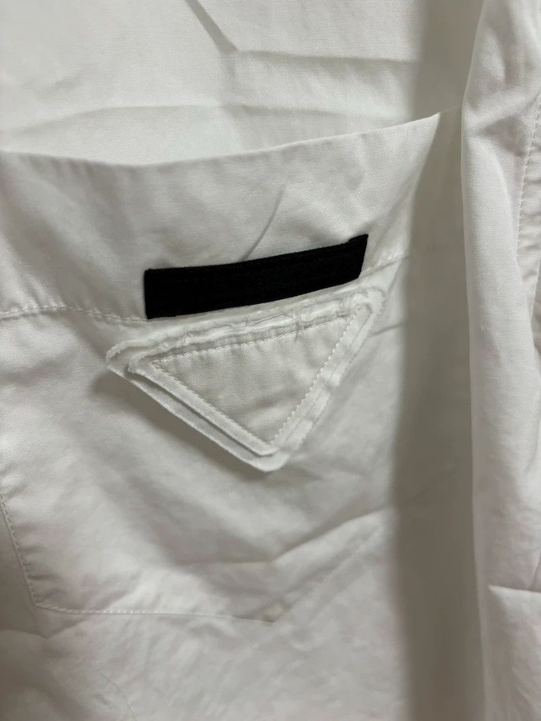 Prada Prada Pure white triangle short-sleeved shirt Size US XXS / EU 40 - 4 Thumbnail