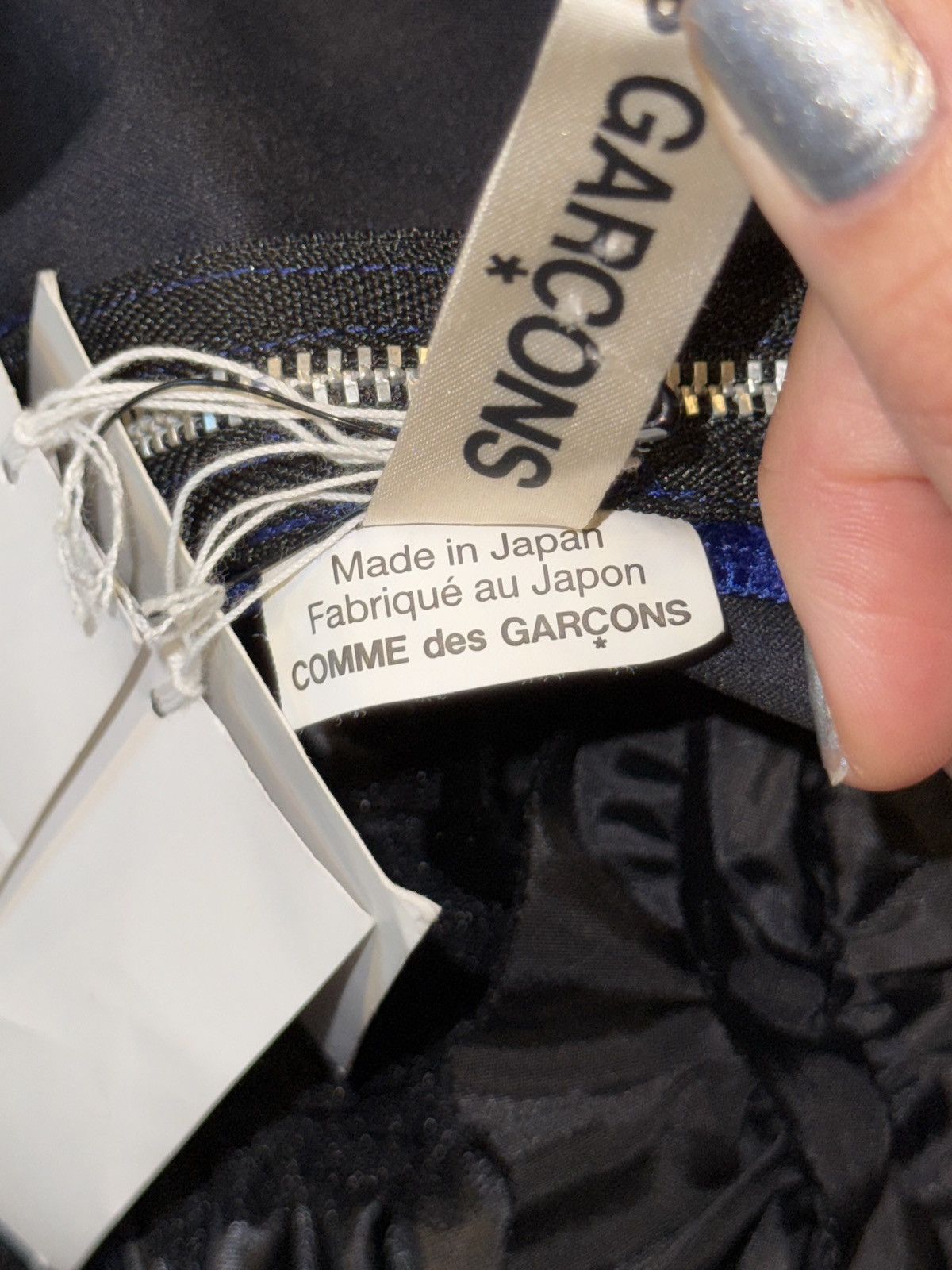 Comme des Garcons Comme des Garçons Archival Four-Sleeve Velvet Dress S $2,945 Size S / US 4 / IT 40 - 10 Thumbnail