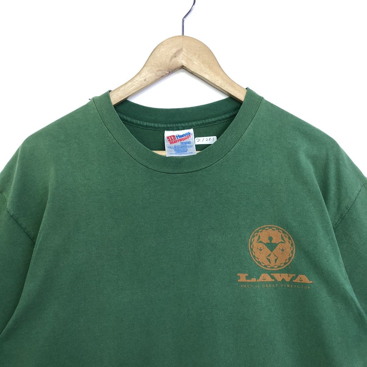 Vintage Vintage LAWA Hawaii Surfing Backhitt Tshirt Size US L / EU 52-54 / 3 - 6 Thumbnail