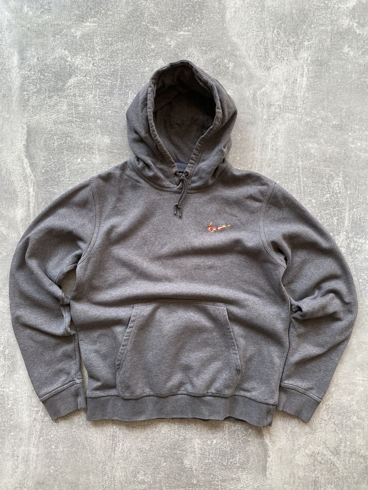 Nike × Vintage Vintage Nike Swoosh Embroidery Flowers Hoodie Size US M / EU 48-50 / 2 - 2 Thumbnail
