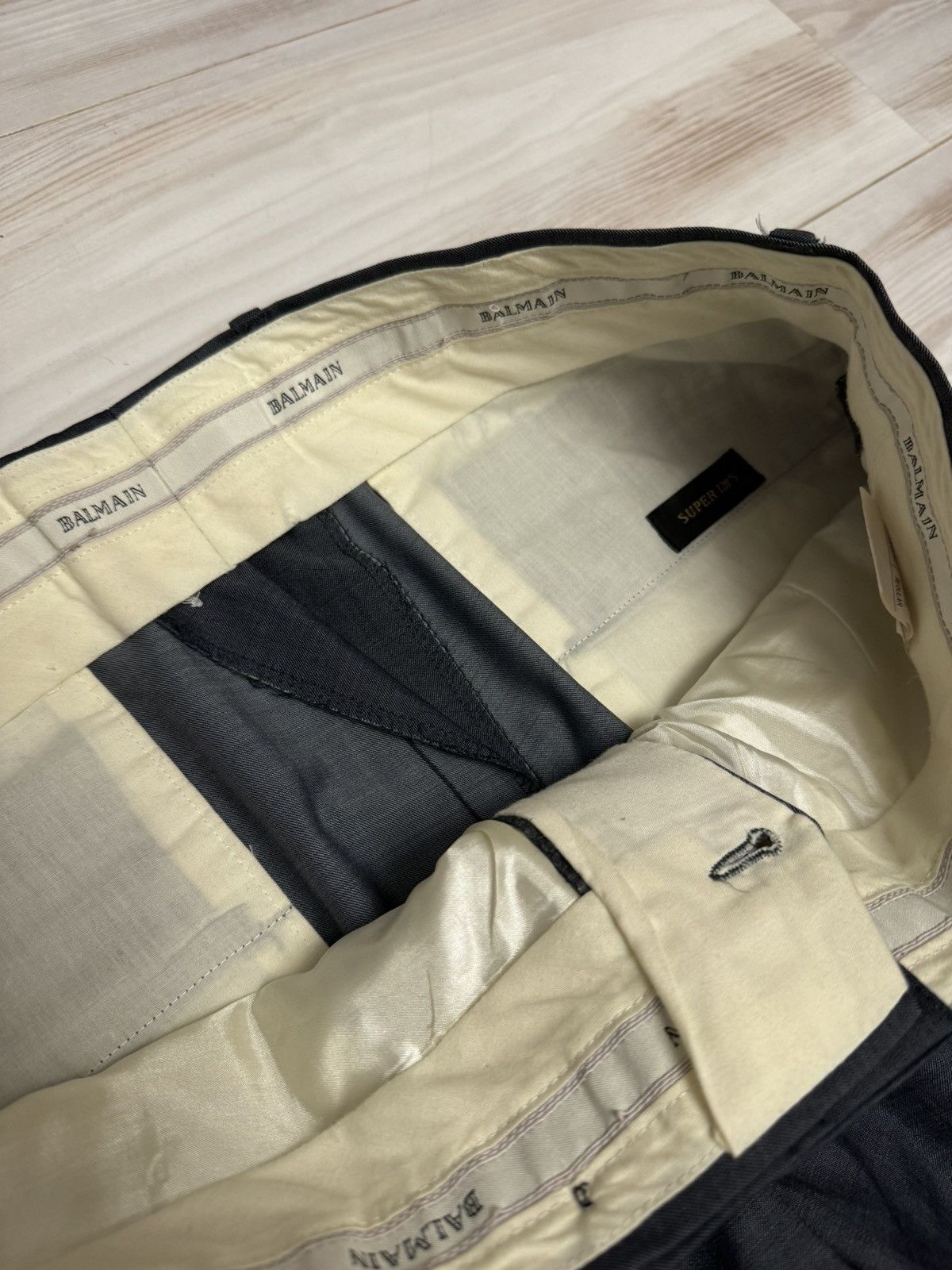 Balmain Vintage Balmain casual Wool Pants Super 120 Luxury Designer Size US 34 / EU 50 - 8 Thumbnail