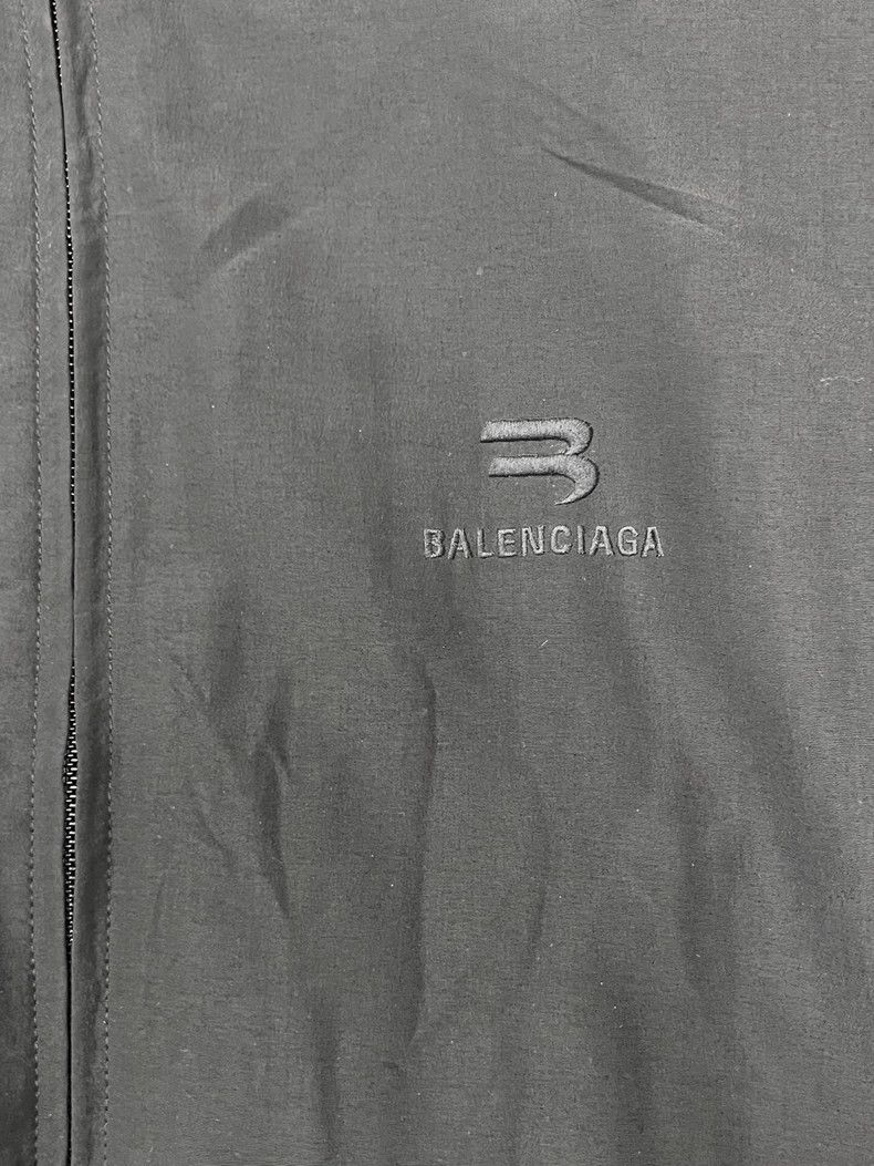 Balenciaga Balenciaga Sporty B FW22 Solid Zip Neck Sport Long Sleeve J Size US M / EU 48-50 / 2 - 3 Thumbnail