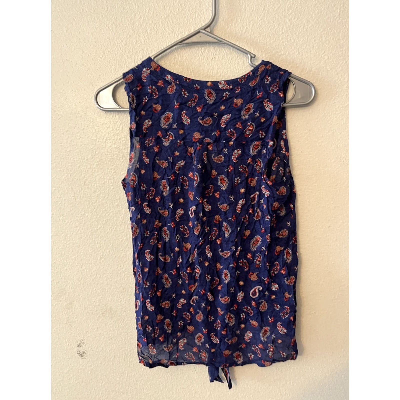 Lucky Brand Lucky Brand Tank Women's XS Blue Paisley Button Sleeveless Tie Front Western Size S / US 4 / IT 40 - 2 Thumbnail
