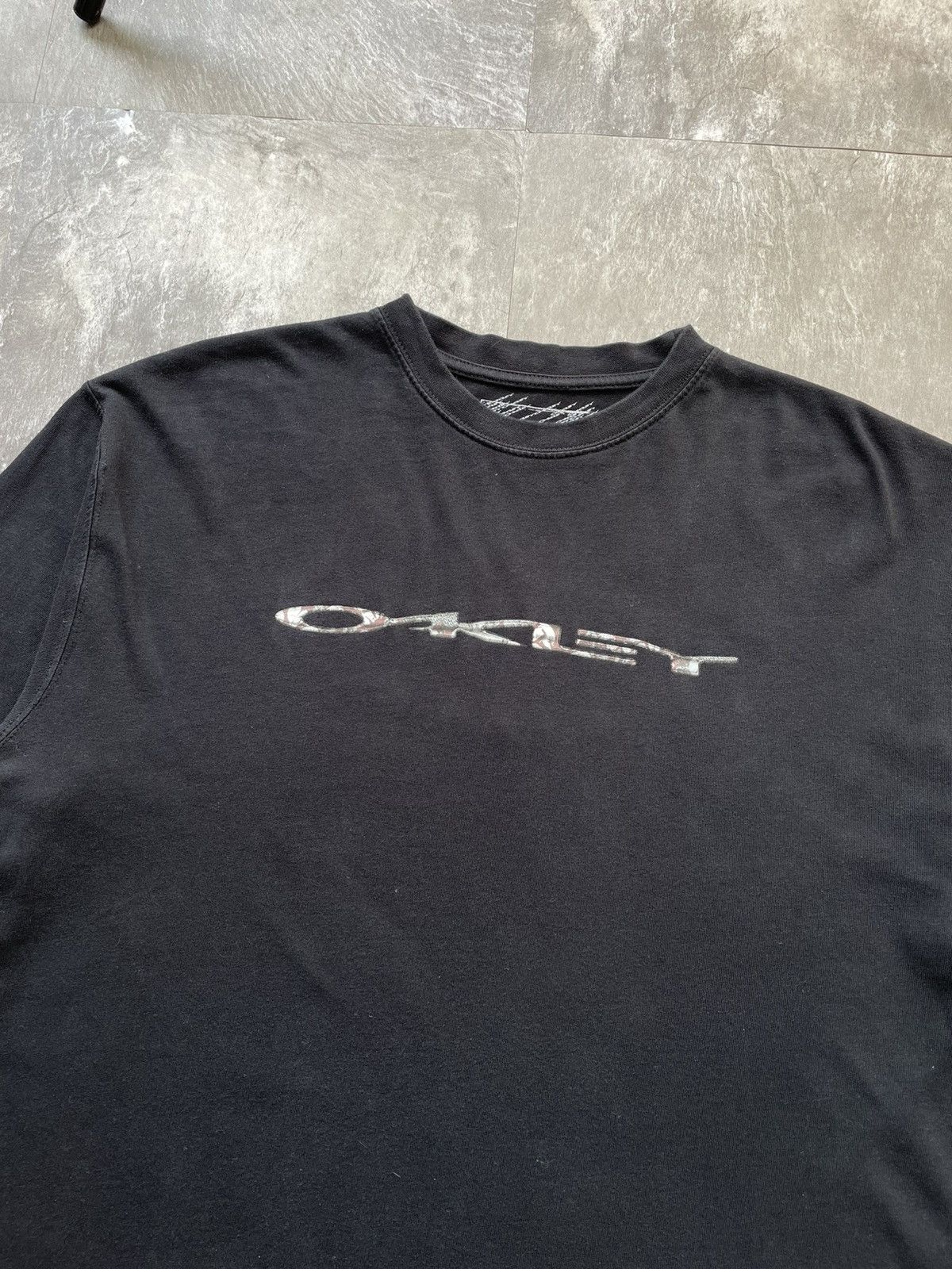 Oakley Vintage Oakley 90s Big Logo Black Long Sleeve Man Size M Y2k Size US M / EU 48-50 / 2 - 7 Thumbnail