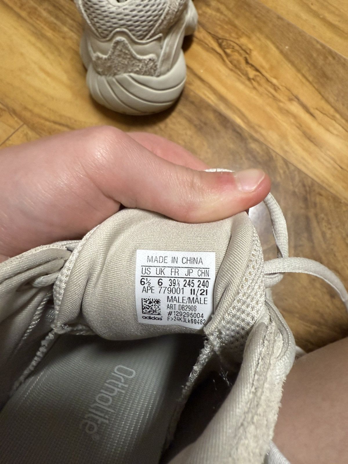Adidas adidas Yeezy 500 Blush Size US 6.5 / EU 39-40 - 5 Thumbnail