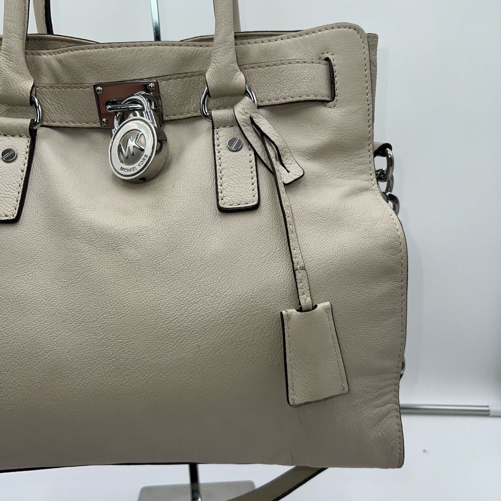 Michael Kors Michael Kors Hamilton Bag In Clay with Silver Hardware Lock Size ONE SIZE - 4 Thumbnail