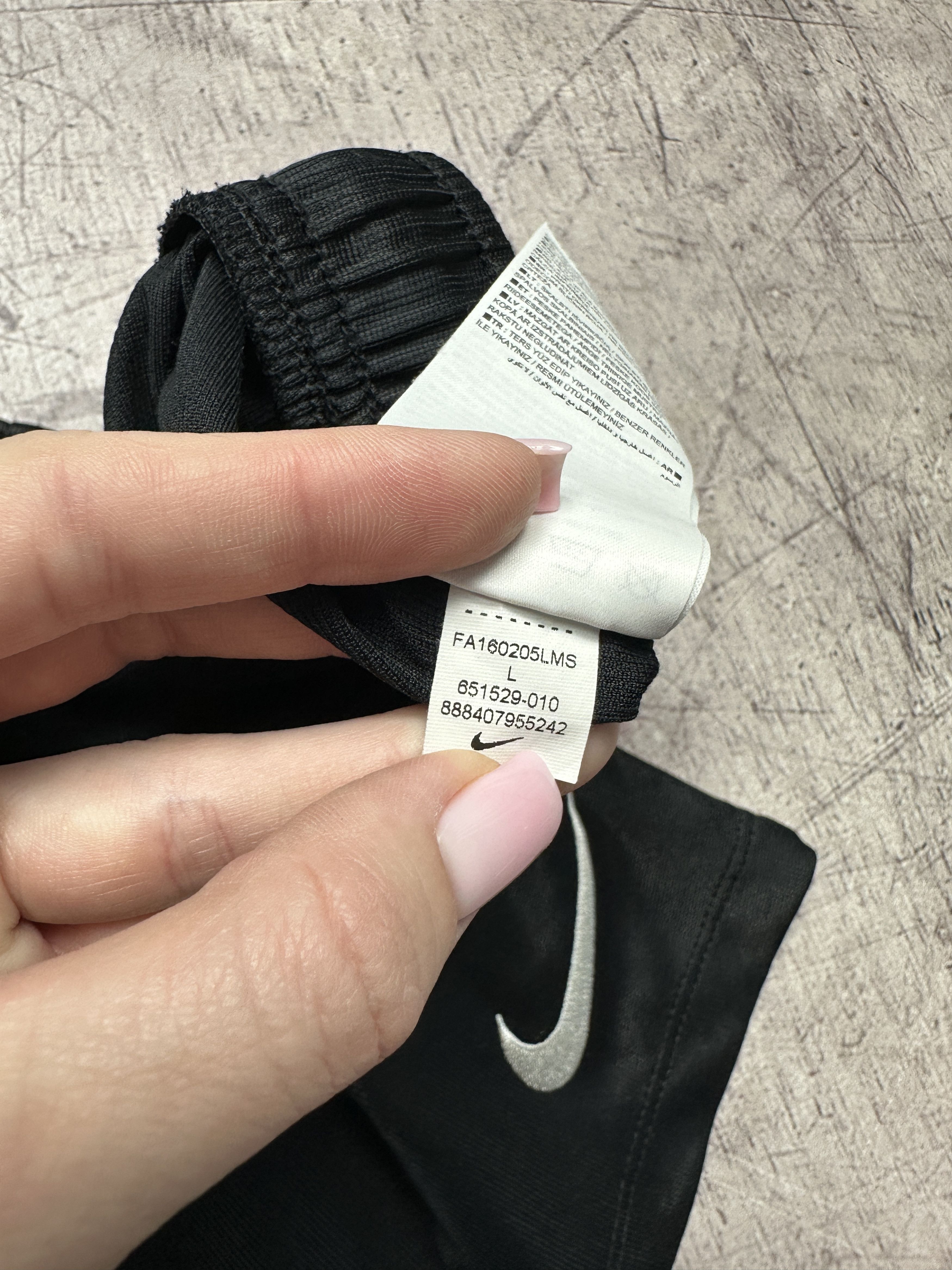 Nike Nike Dri Fit Vintage Mens Shorts Size US 34 / EU 50 - 7 Thumbnail