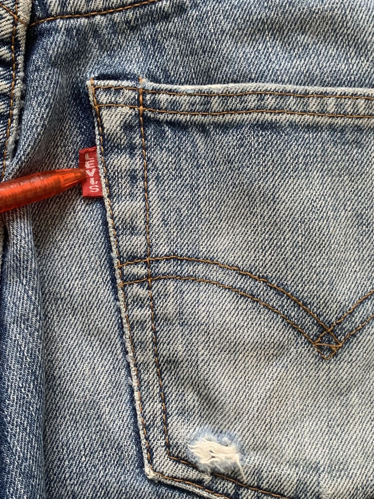 Levi's Rare.. Distressed Levi’s 502 Big E Made In Japan Size US 28 / EU 44 - 15 Thumbnail