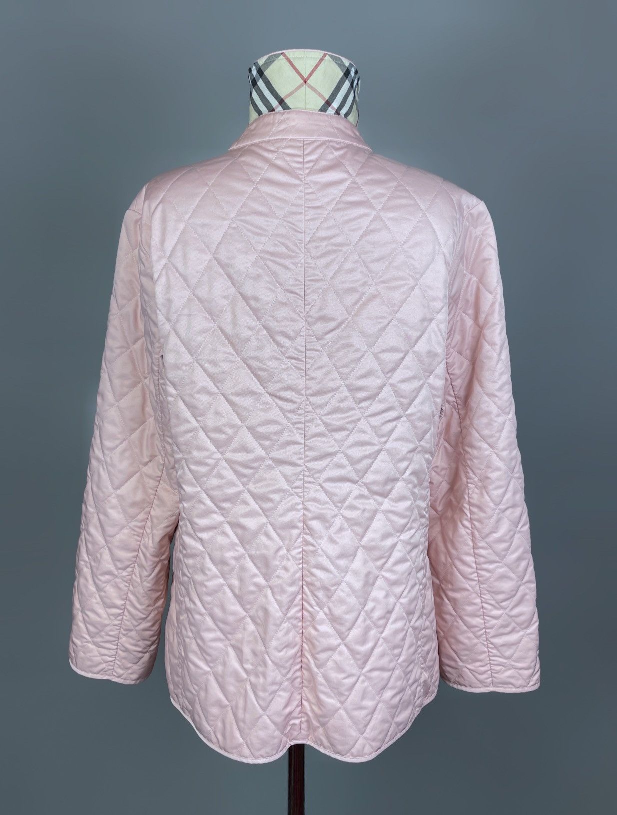 Burberry Burberry London Vintage Quilted Jacket Nova Check Lining M Size M / US 6-8 / IT 42-44 - 10 Thumbnail