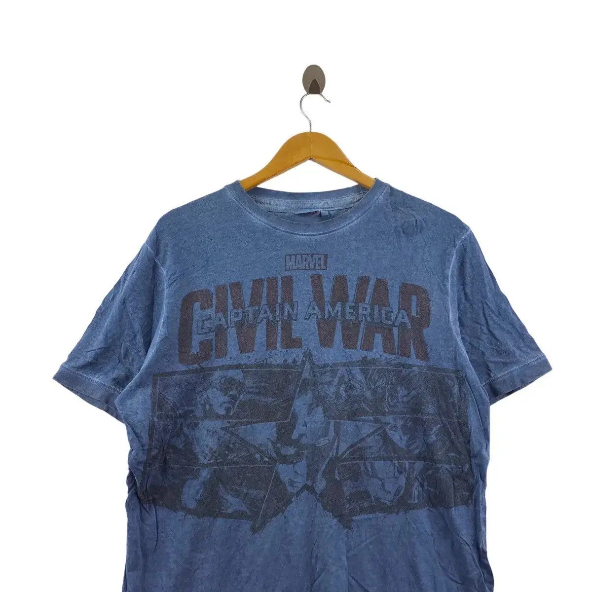 Marvel Comics MARVEL COMICS Captain America Civil War Movie Tee Shirt Size US L / EU 52-54 / 3 - 2 Thumbnail