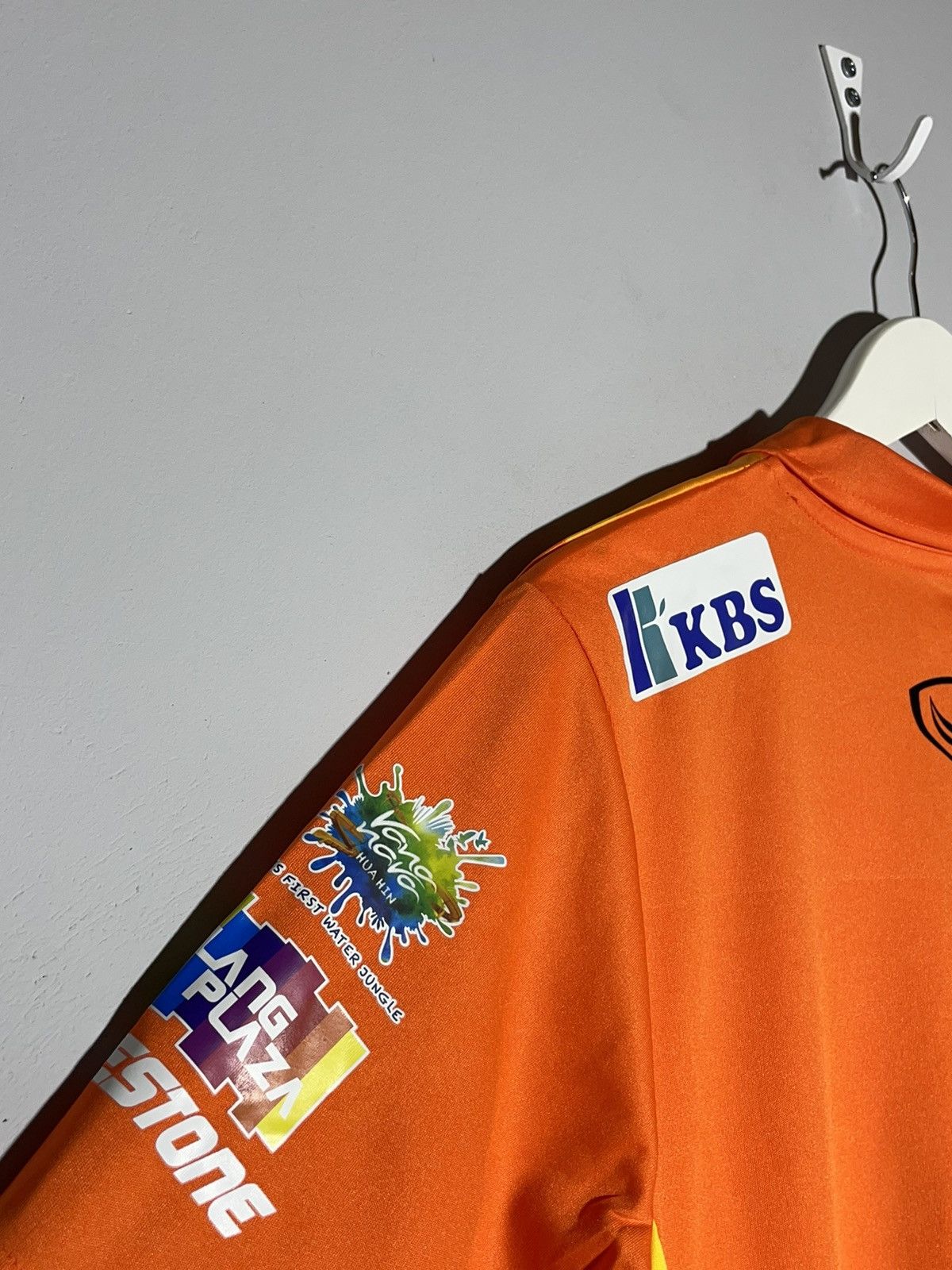 Other Nakhon Ratchasima 2016 Thai League Home Y2k Football Shirt Size US L / EU 52-54 / 3 - 10 Thumbnail