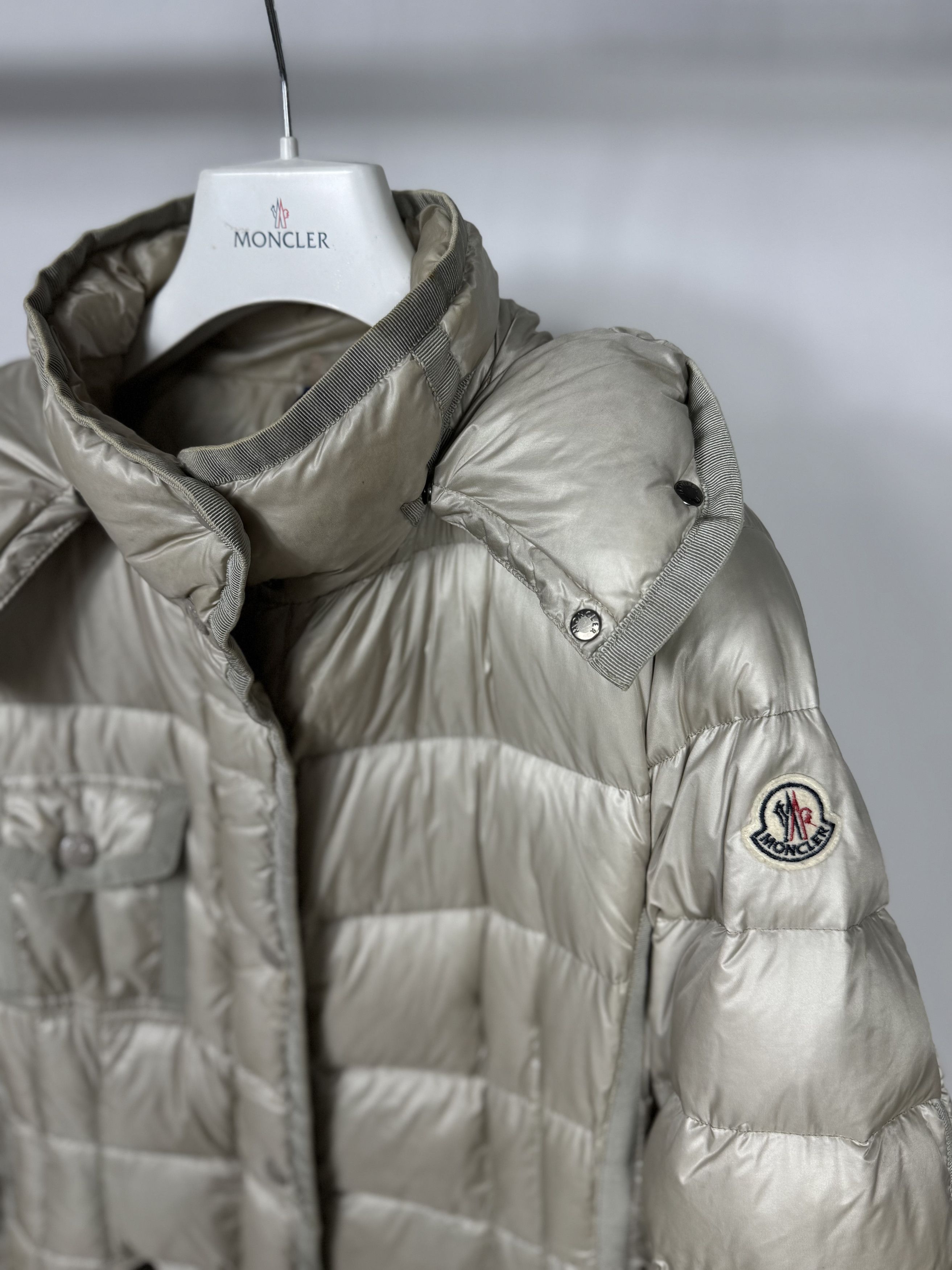 Moncler Moncler Hermine Jacket Size M / US 6-8 / IT 42-44 - 2 Thumbnail