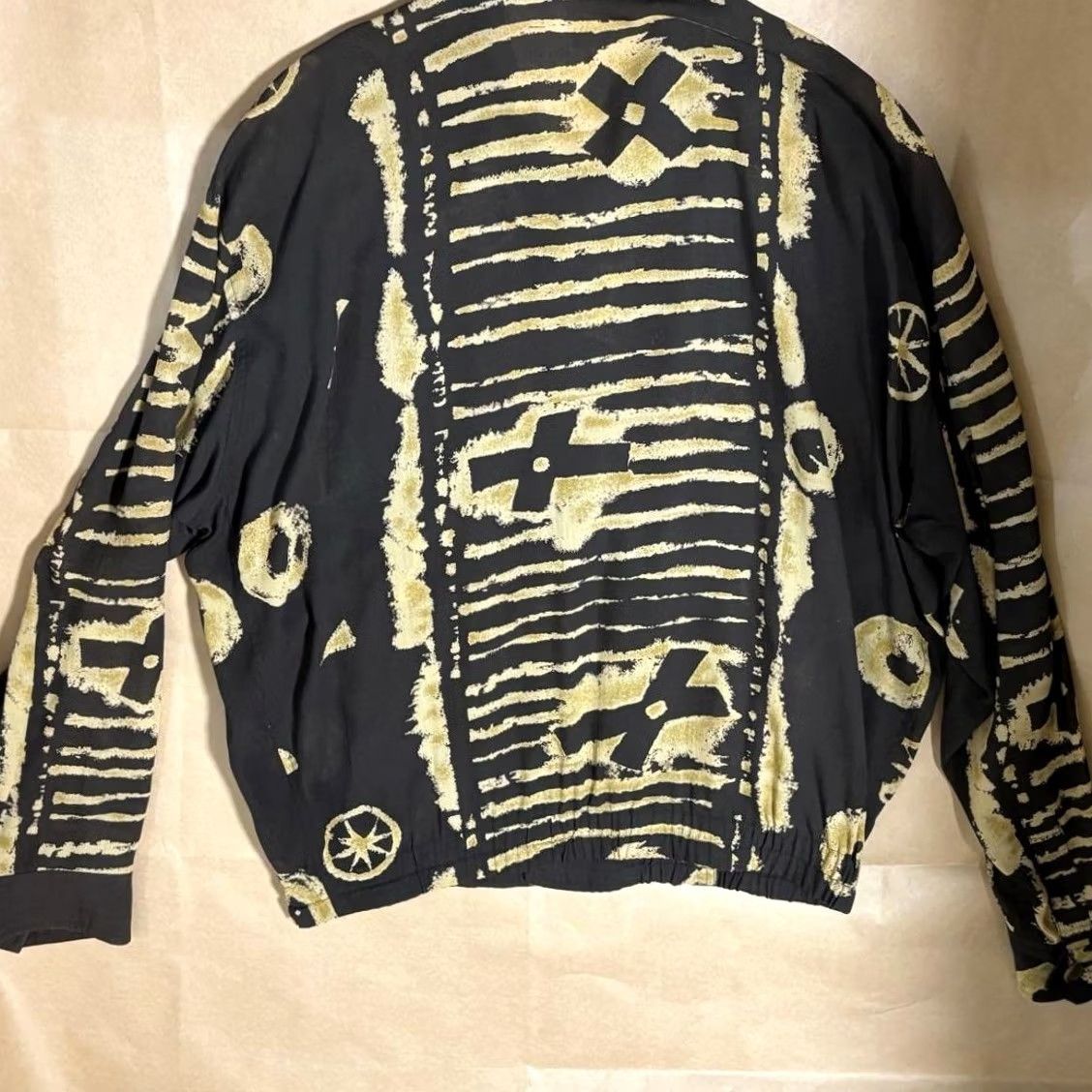 Issey Miyake ISSEY MIYAKE GRAPHIC PRINT SHIRT JACKET MEN MULTICOLOR RAYON SIZE L USED Size US L / EU 52-54 / 3 - 5 Thumbnail