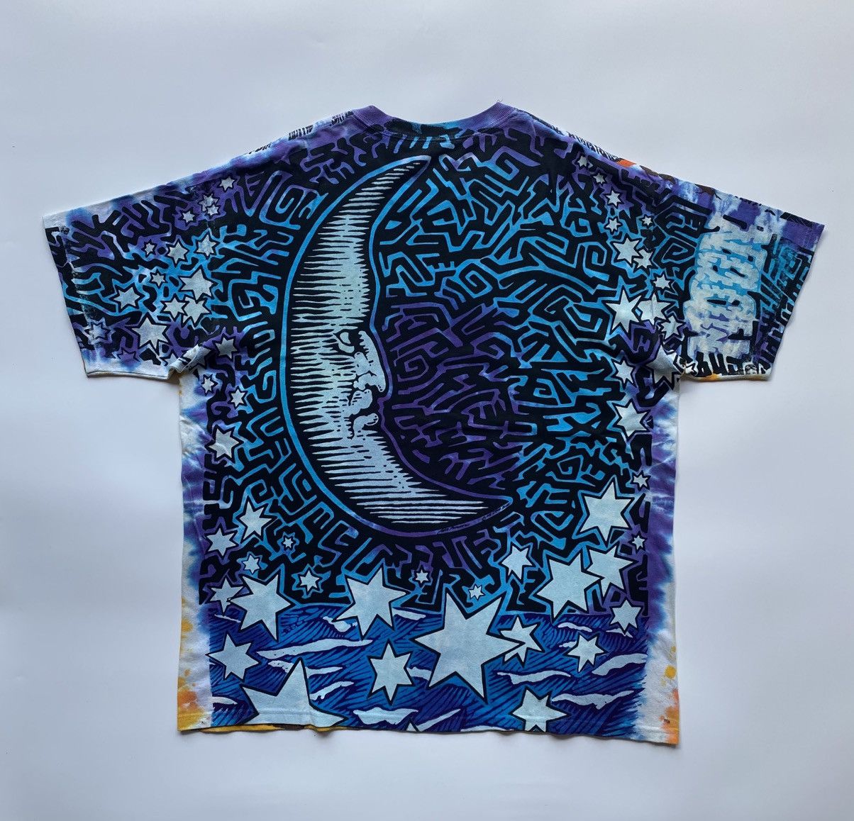 Liquid Blue Liquid Blue Chris Pinkerton Sun and Moon Tee Size US XL / EU 56 / 4 - 2 Thumbnail