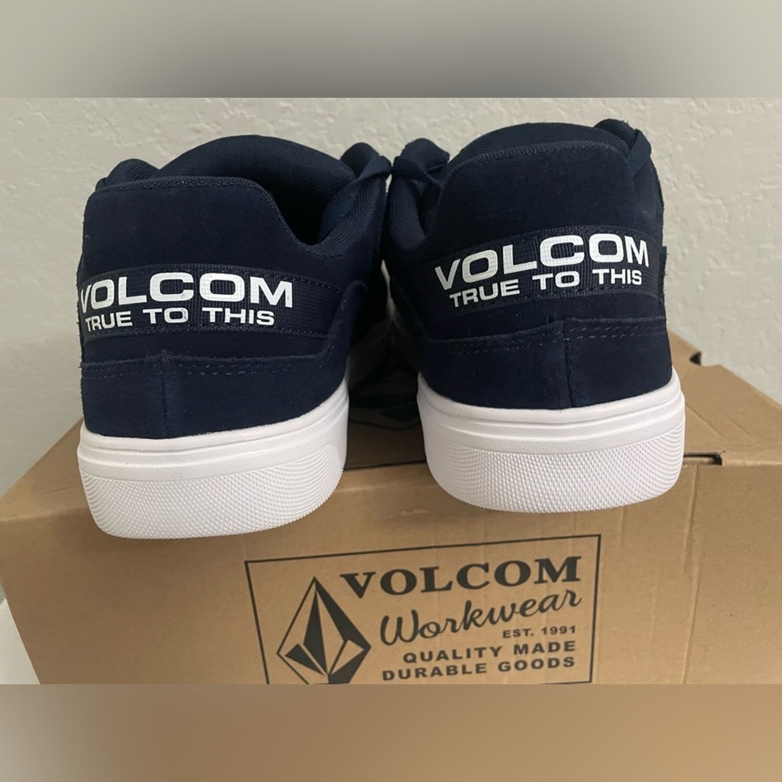 Volcom Volcom Evolve Men Safety Toe Skate Shoe Comp Toe Suede 12M Size US 12 / EU 45 - 6 Thumbnail