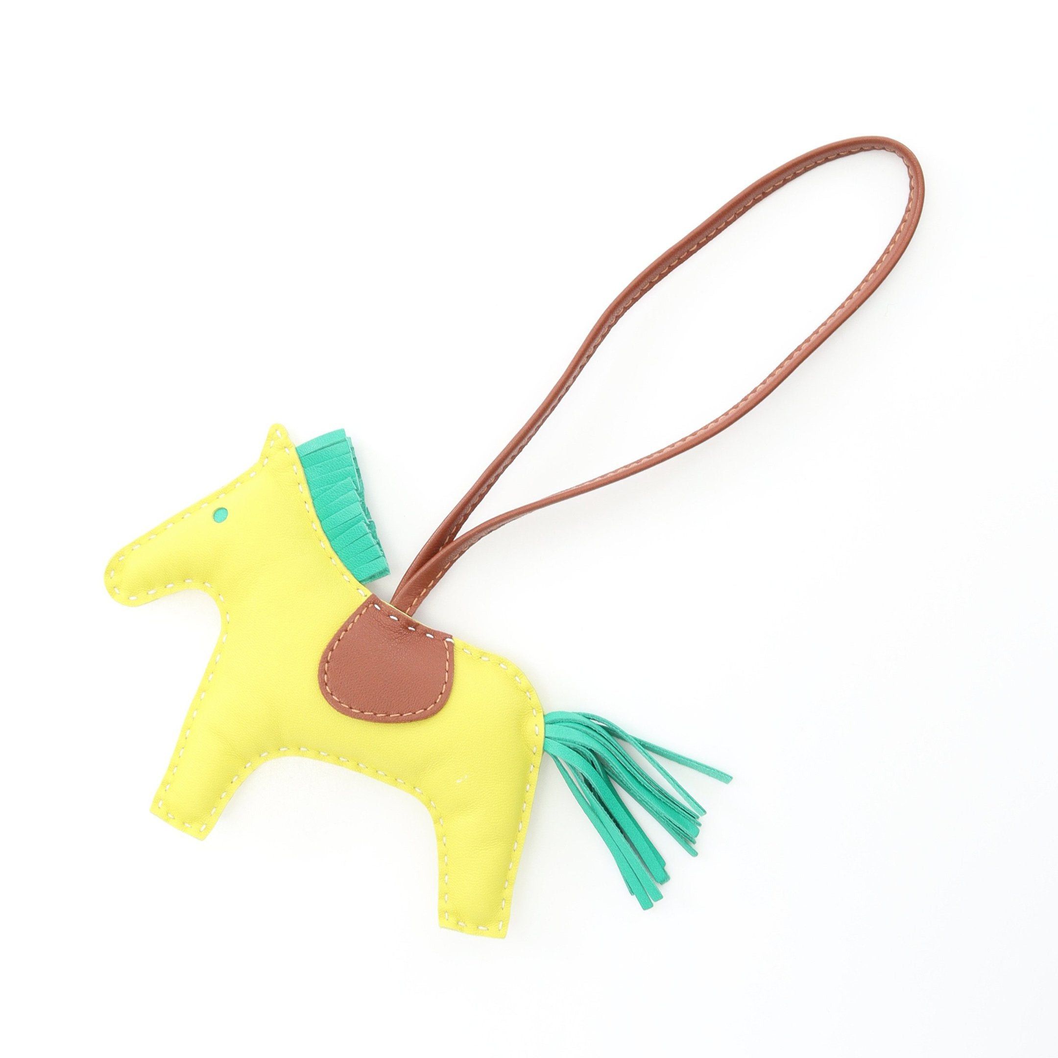 Hermes Rodeo Mm Lime Mint Forbe Bag Charm Aagneau Yellow-Green Green Brown