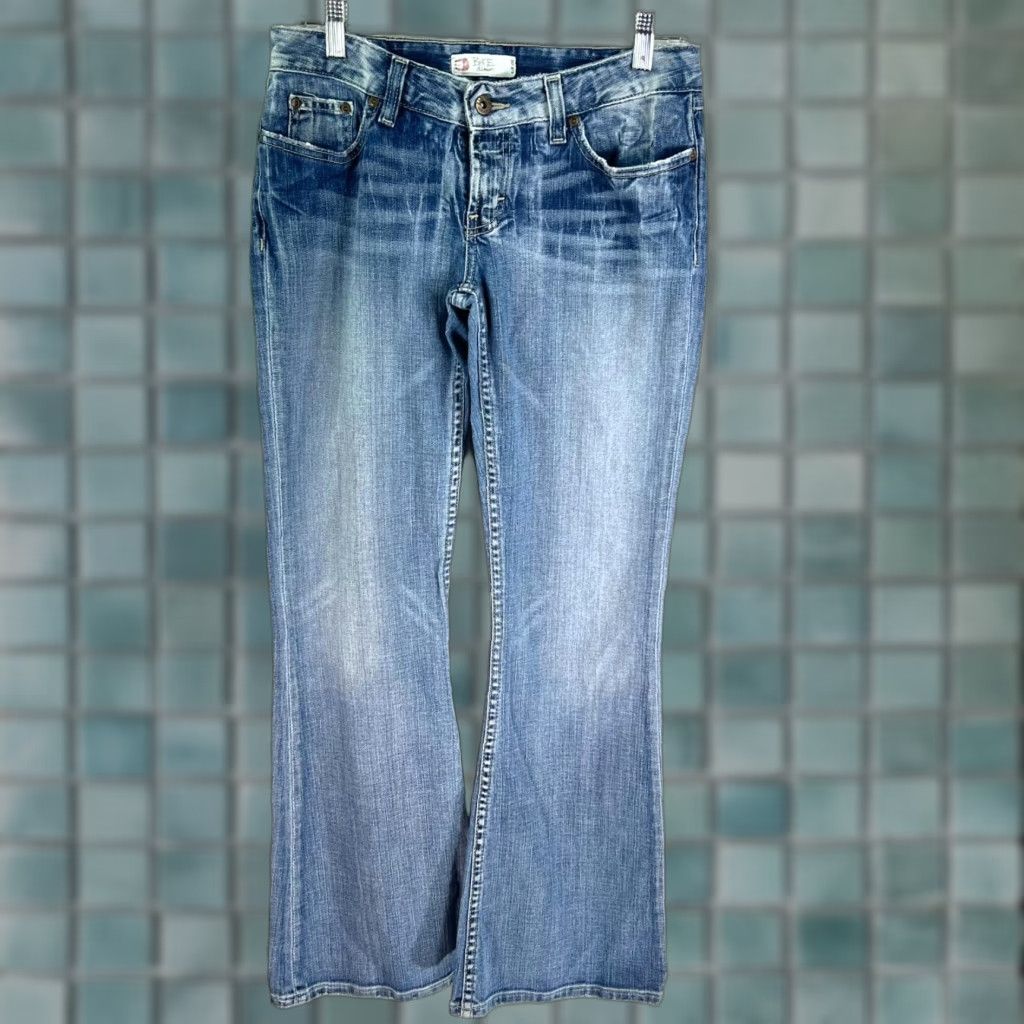 Vintage Buckle BKE Payton Dark Blue Flared Stretch Denim Jeans Women's 29 Regular 32 Inseam 90s Size 29" - 1 Thumbnail
