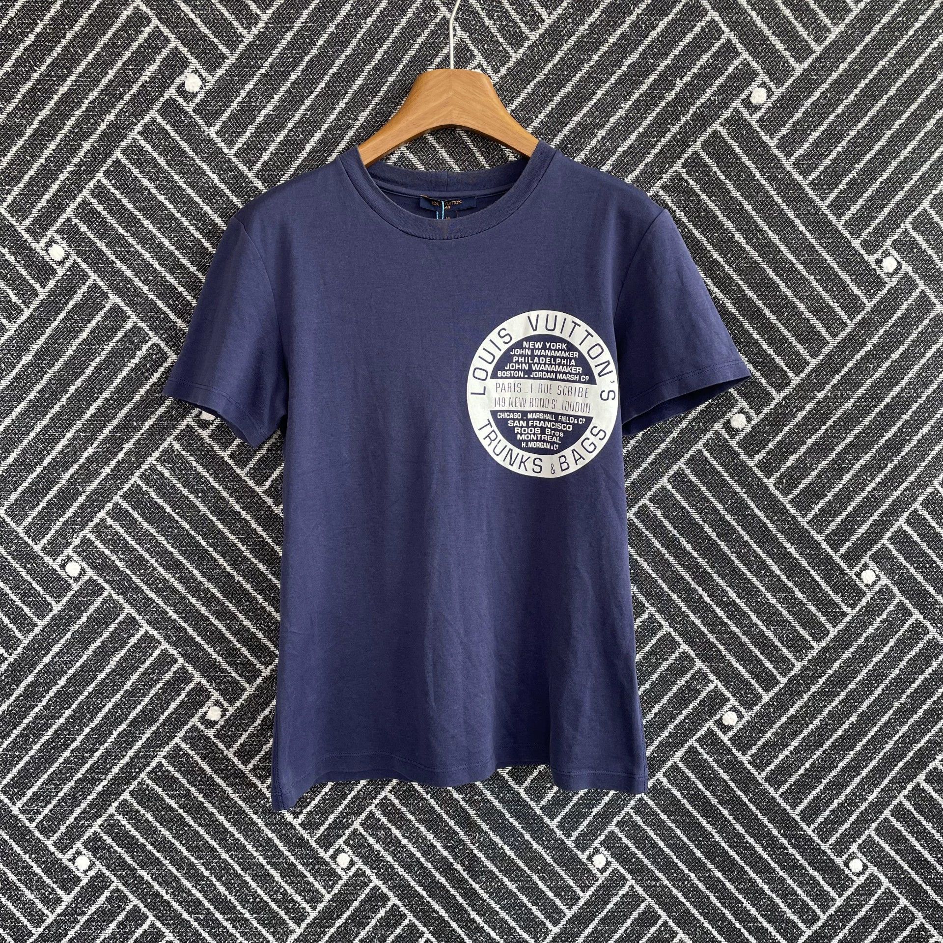 Louis Vuitton LV 98 new blue round logo short sleeve tee women's M Size M / US 6-8 / IT 42-44 - 1 Thumbnail