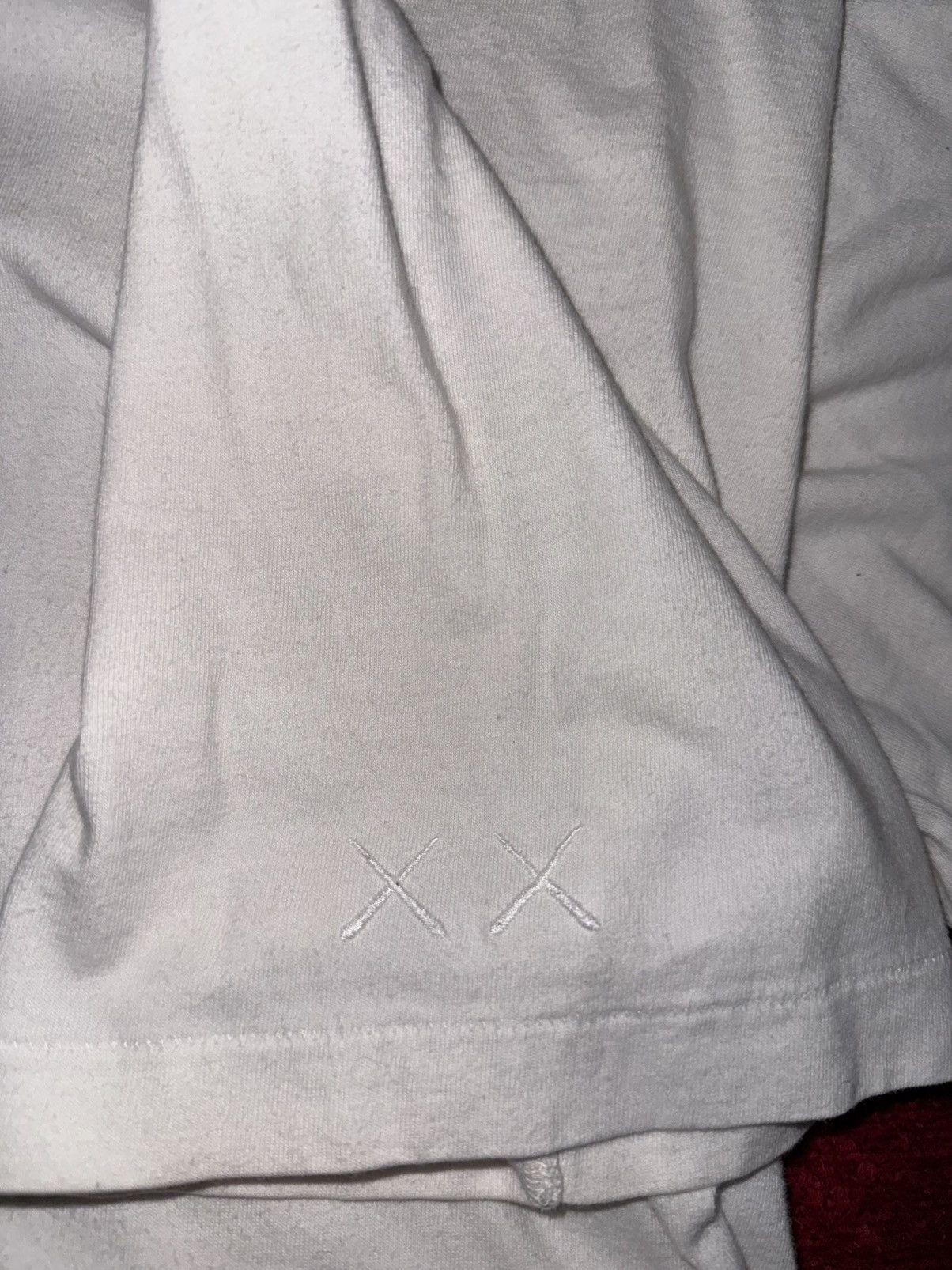 Kaws × Uniqlo Uniqlo x kaws tee Size US L / EU 52-54 / 3 - 4 Thumbnail