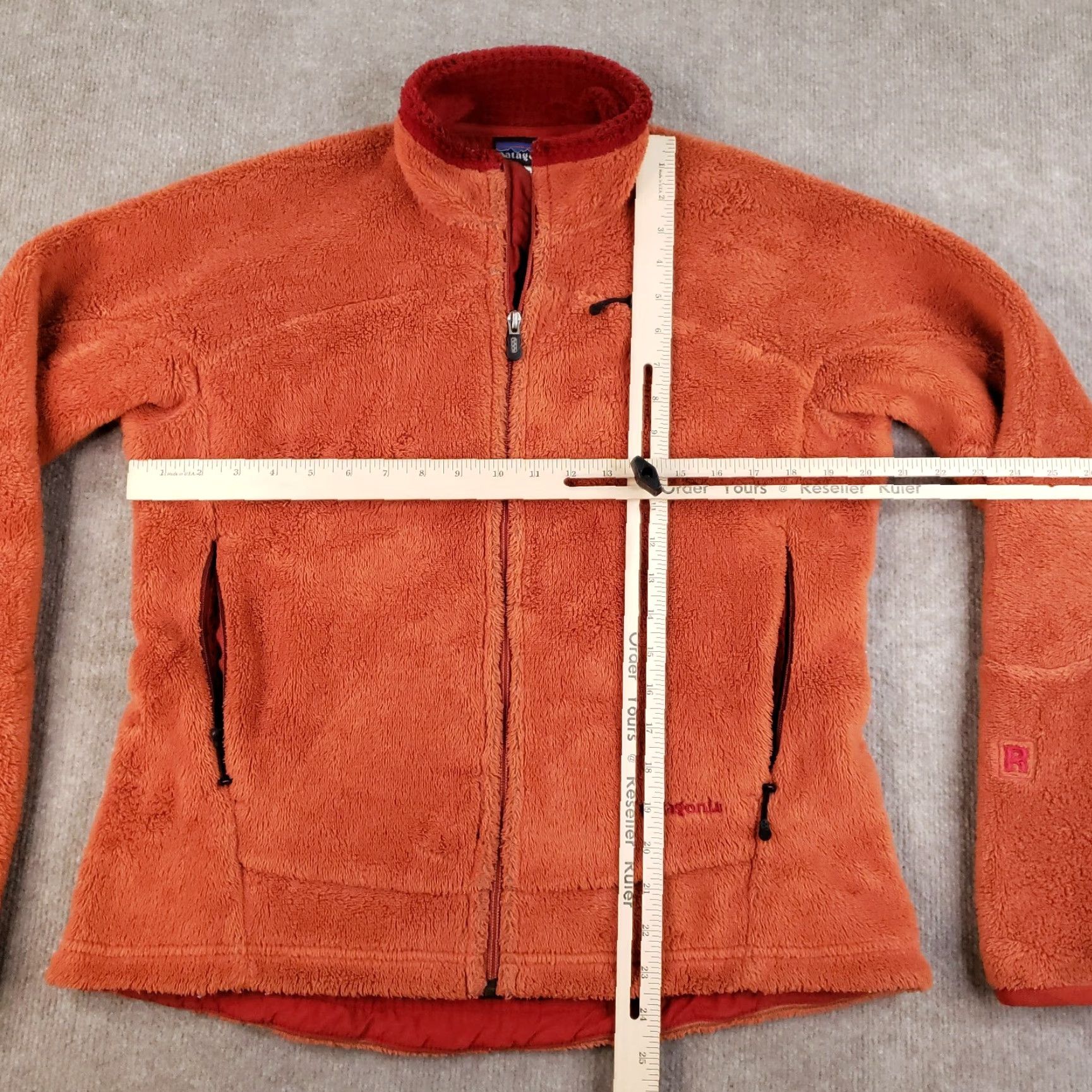 Patagonia VINTAGE Patagonia R4 Regulator Fleece Jacket Womens Large Orange USA Made Z Size L / US 10 / IT 46 - 2 Thumbnail