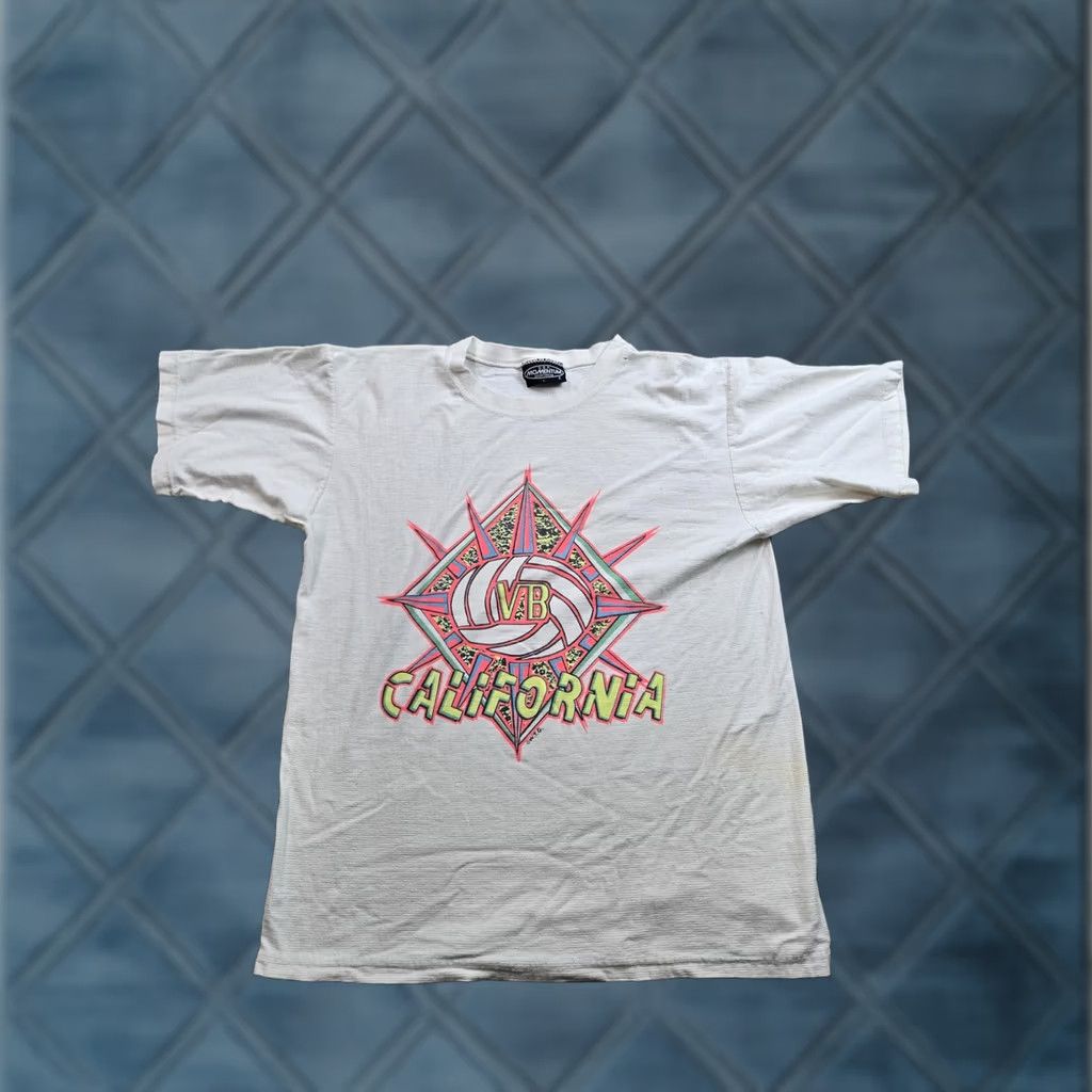 Vintage VINTAGE California Volleyball Shirt L Men White Neon Graphic Short Sleeve 90s Momentum Sportswear Size US L / EU 52-54 / 3 - 1 Thumbnail