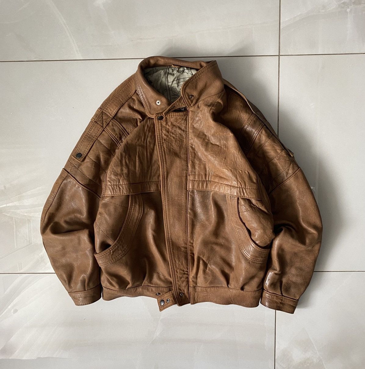 Genuine Leather Vintage Faded Leather Jacket Cropped Fit Made In England Size US M / EU 48-50 / 2 - 2 Thumbnail