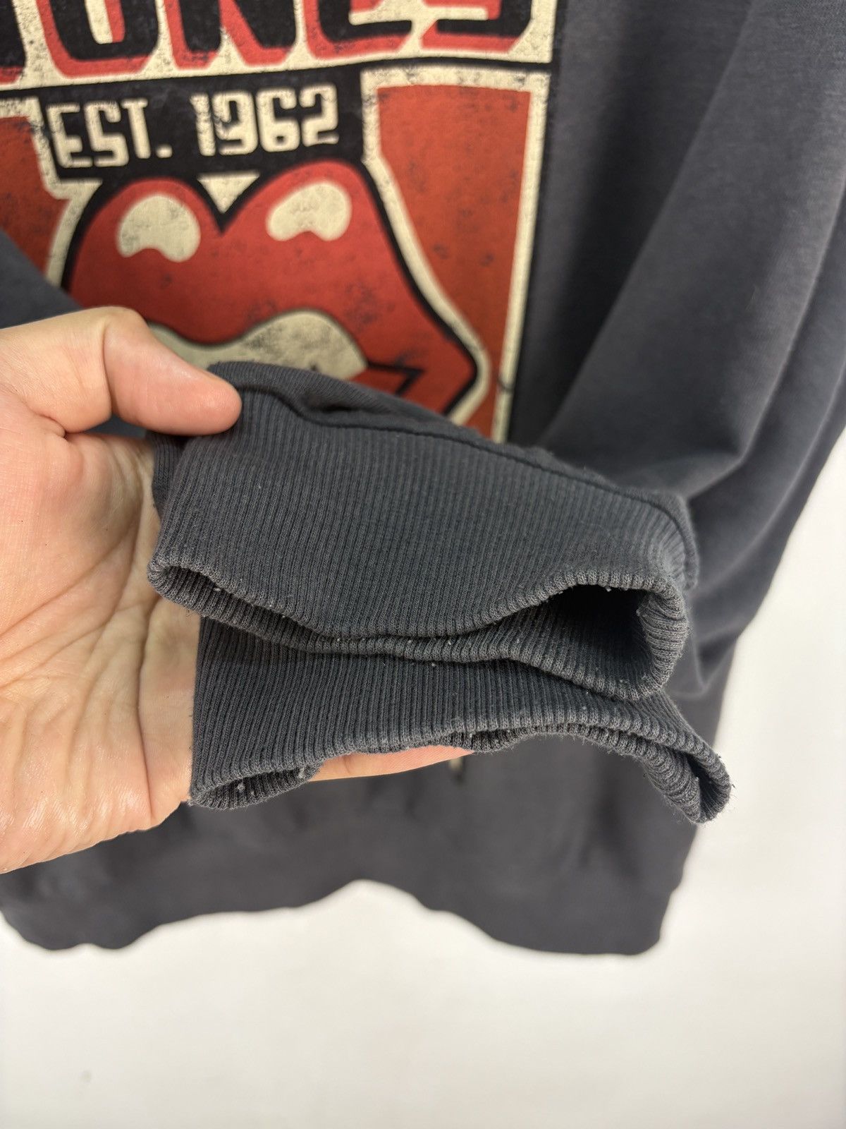 Band Tees Sun Faded The Rolling Stones Crewneck Sweatshirt Nirvana Ins Size US M / EU 48-50 / 2 - 4 Thumbnail
